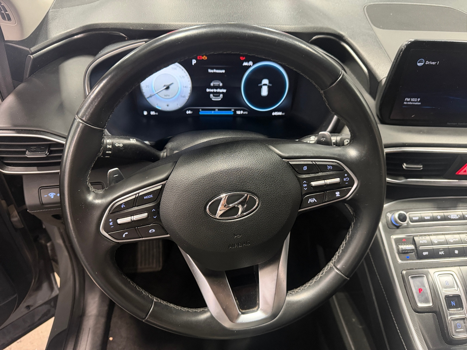 Thumbnail: 2022 Hyundai Santa Fe - 4