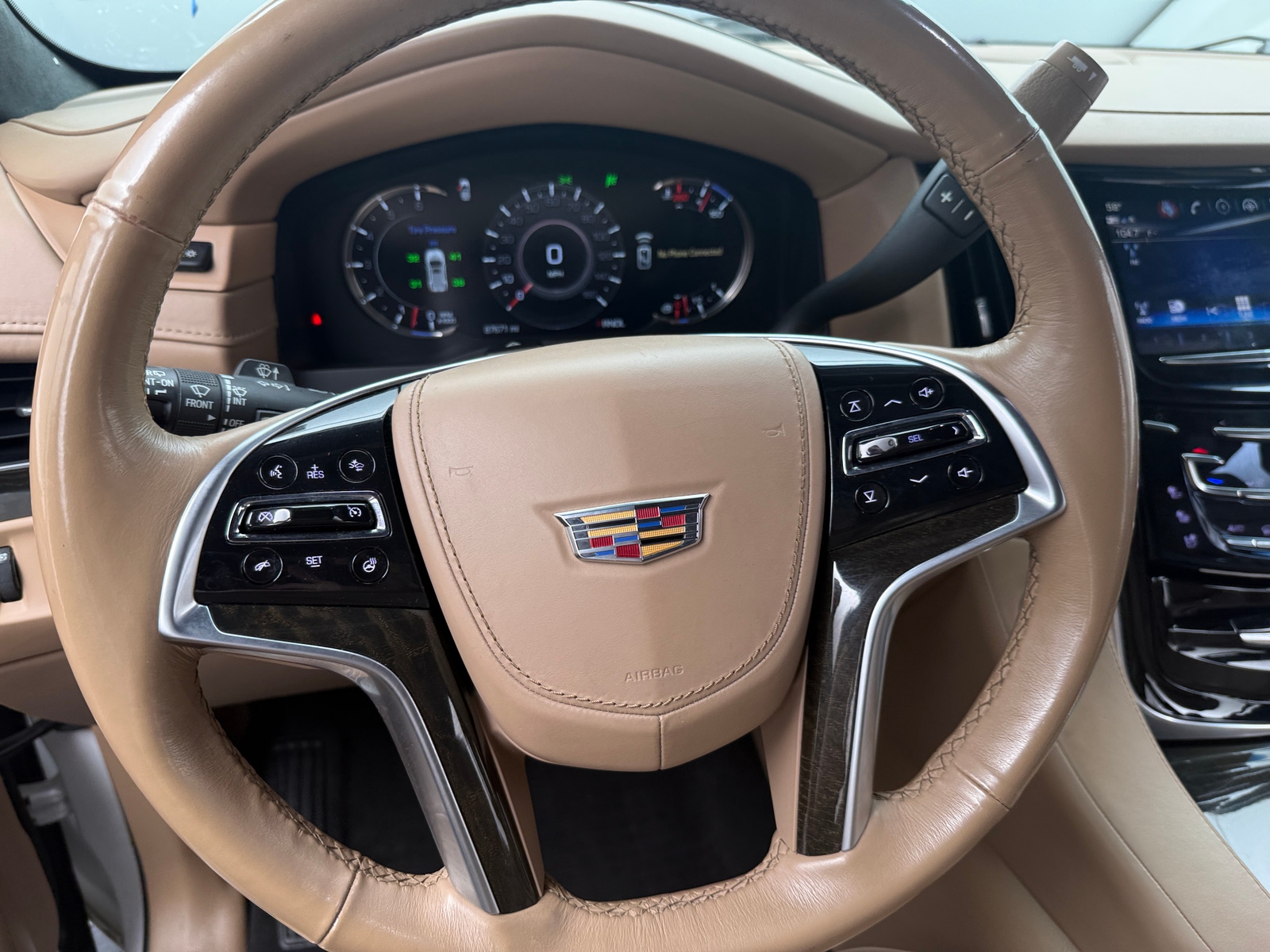 Thumbnail: 2019 Cadillac Escalade - 4
