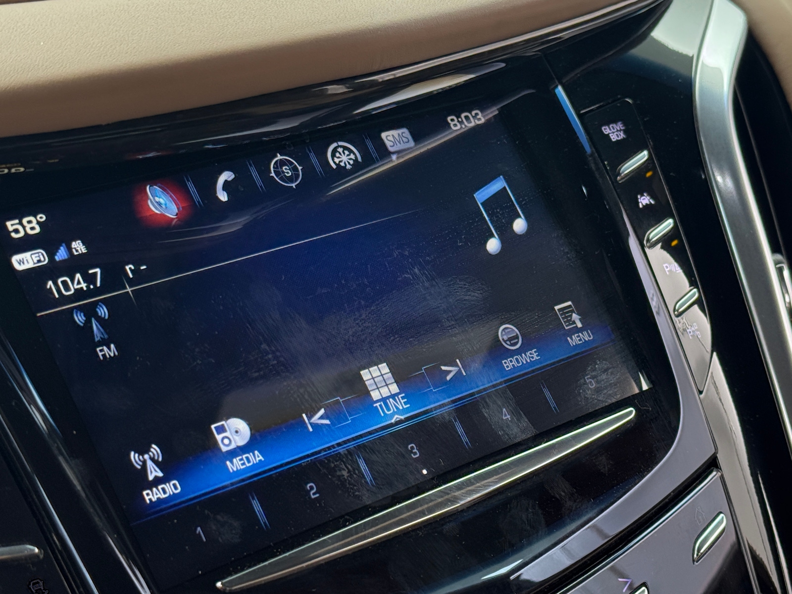 Thumbnail: 2019 Cadillac Escalade - 3