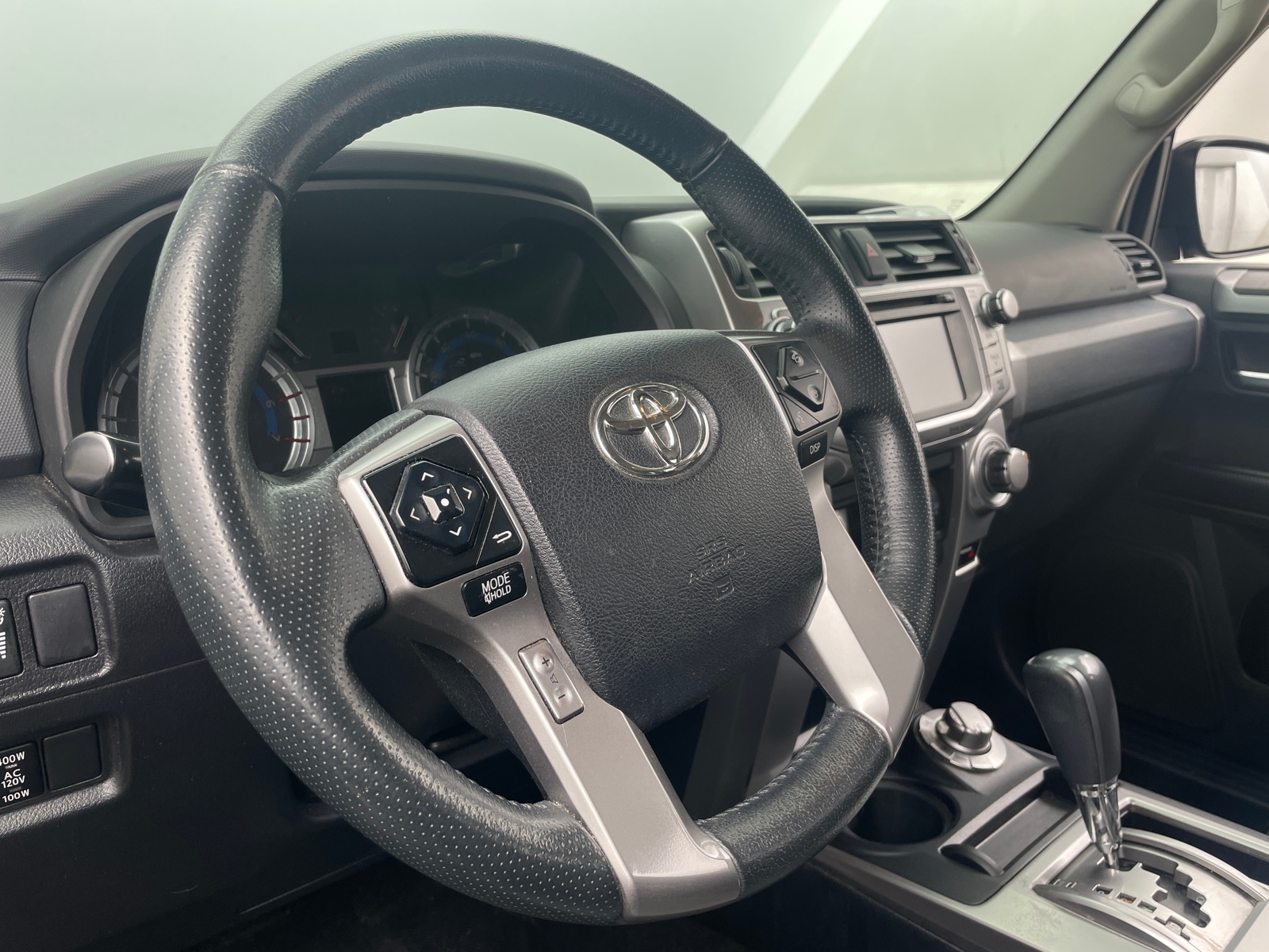 Thumbnail: 2016 Toyota 4Runner - 5