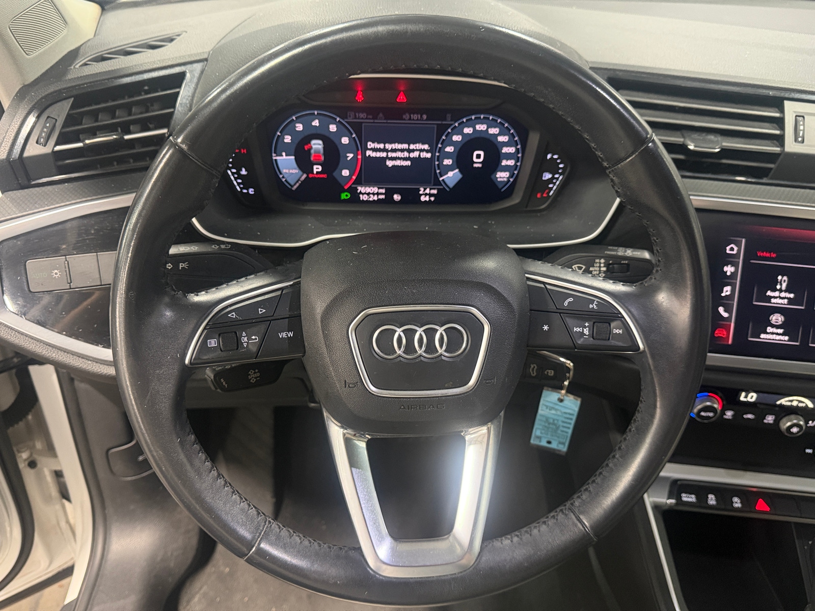 Thumbnail: 2020 Audi Q3 - 4
