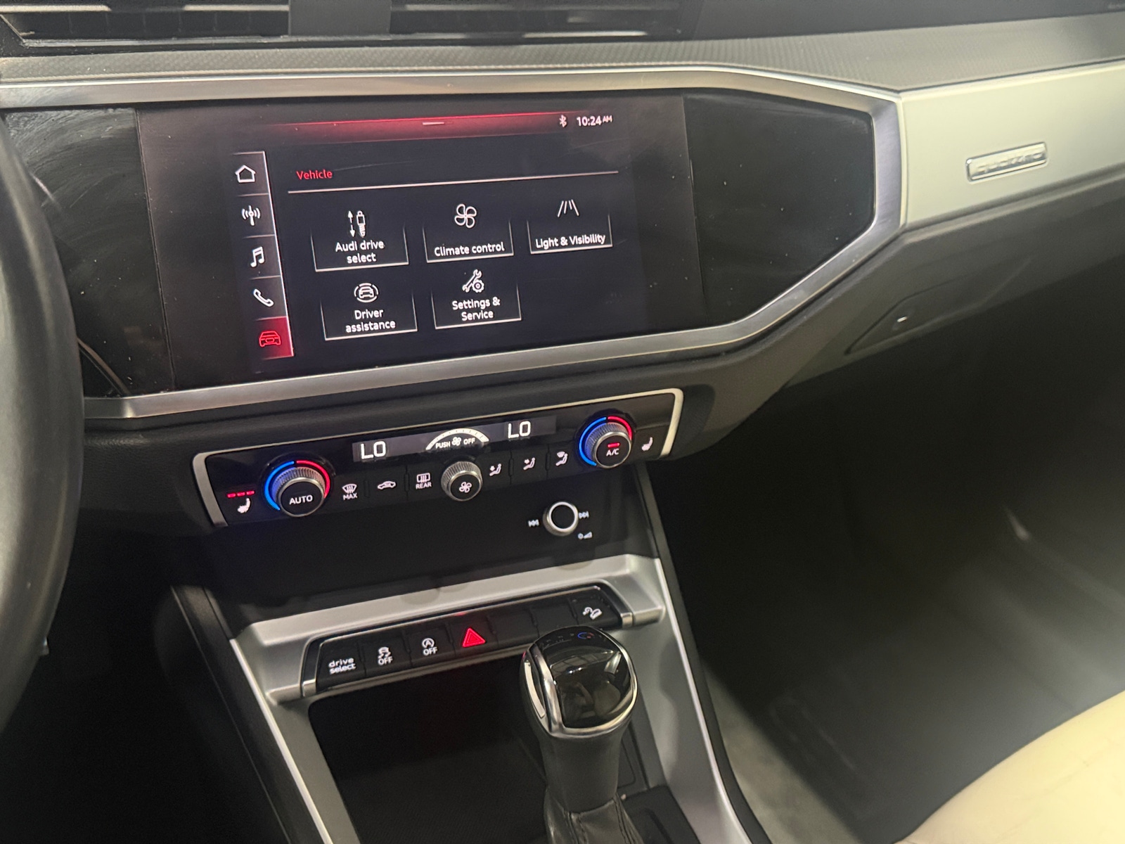 Thumbnail: 2020 Audi Q3 - 3