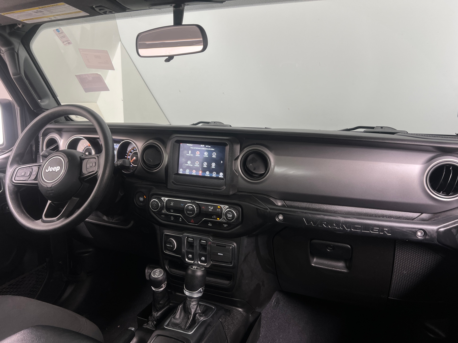 Thumbnail: 2022 Jeep Wrangler - 3