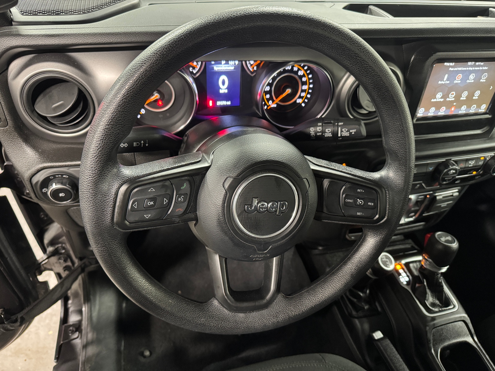 Thumbnail: 2022 Jeep Wrangler - 5