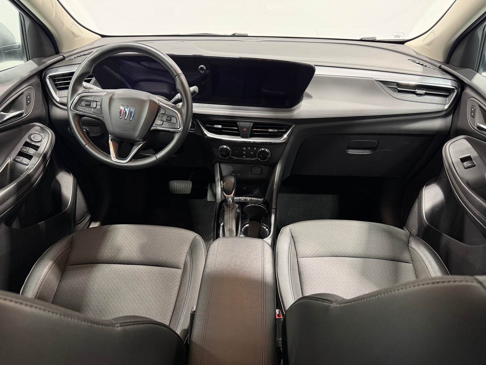 Thumbnail: 2025 Buick Encore GX - 2