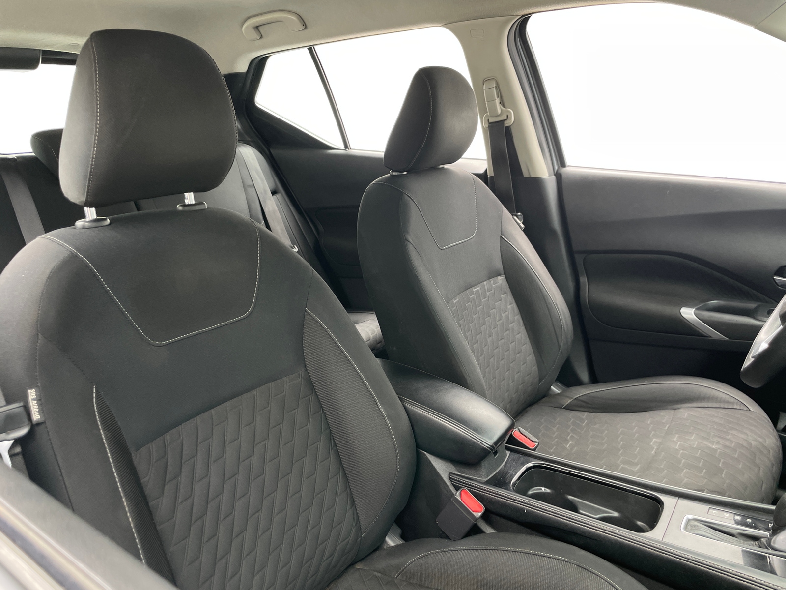 Thumbnail: 2023 Nissan Kicks - 2