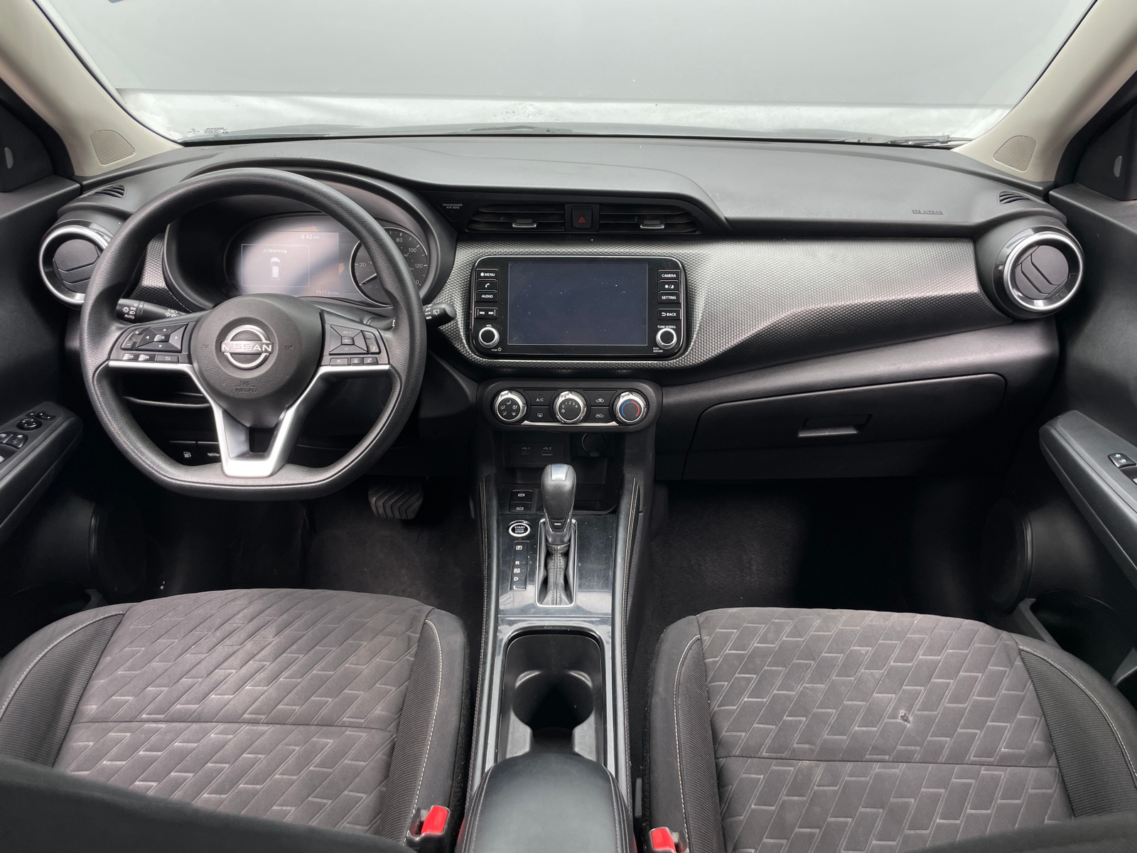 Thumbnail: 2023 Nissan Kicks - 3
