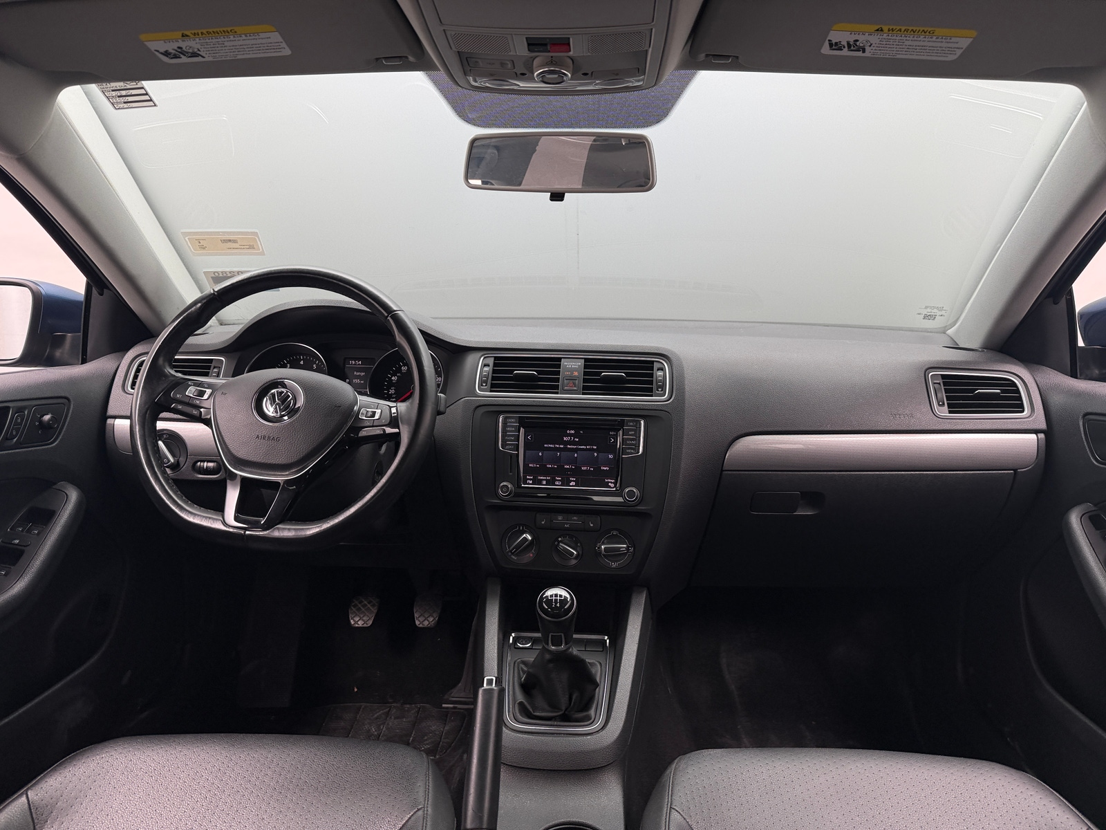 Thumbnail: 2017 Volkswagen Jetta - 3