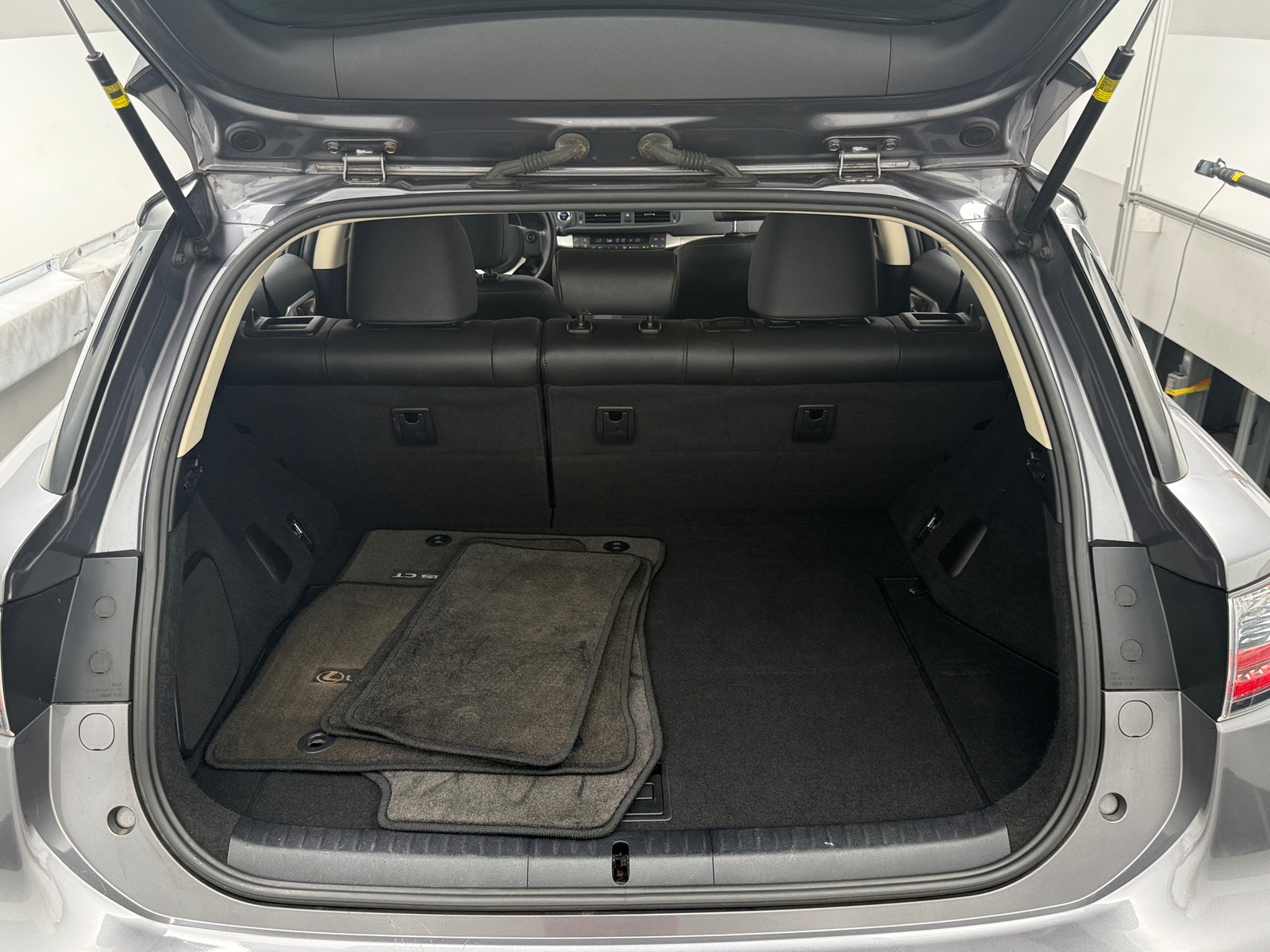Thumbnail: 2015 Lexus CT - 6
