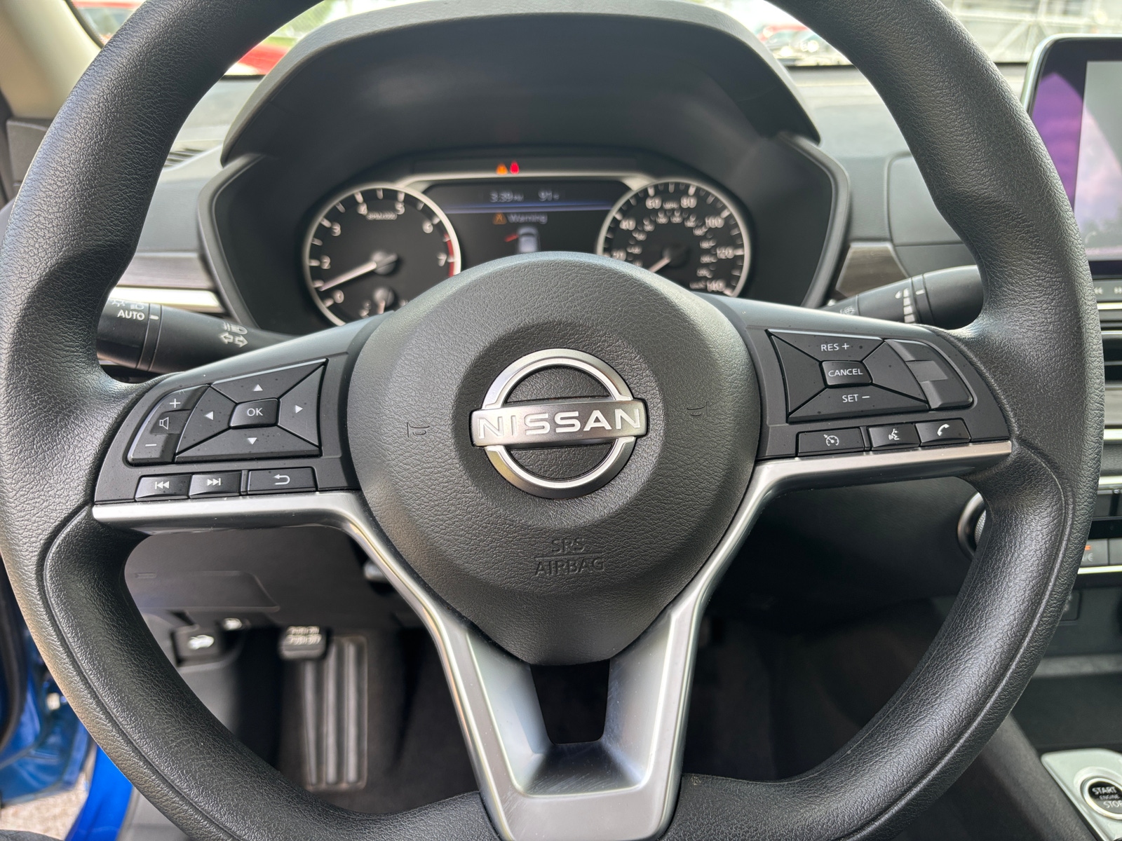 Thumbnail: 2025 Nissan Altima - 5