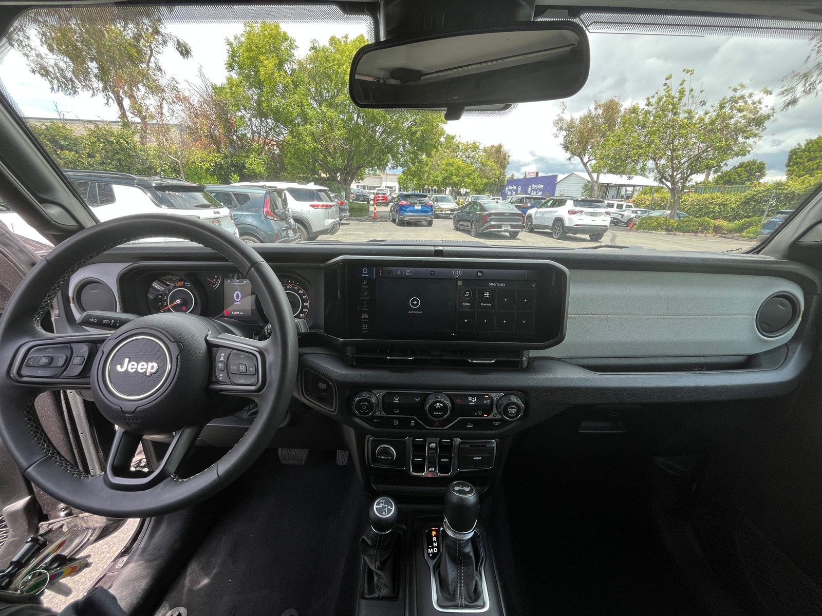 Thumbnail: 2025 Jeep Wrangler - 3