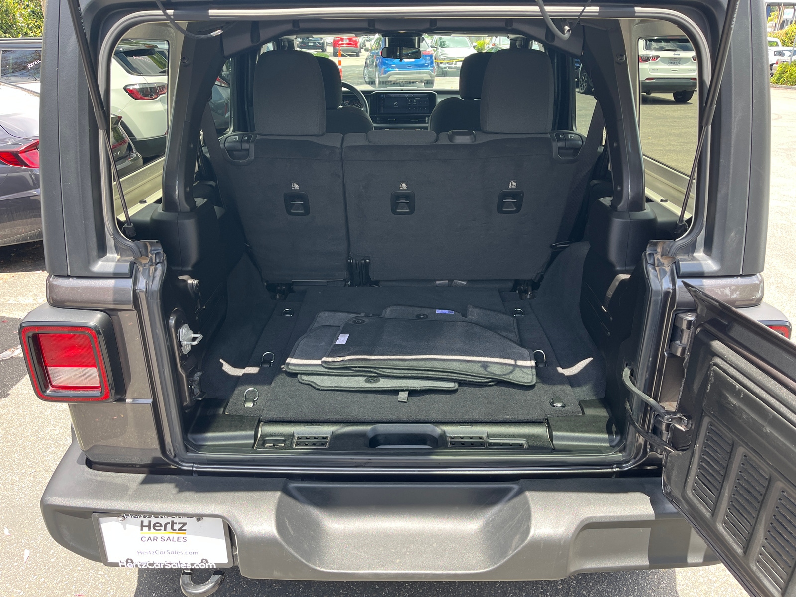 Thumbnail: 2025 Jeep Wrangler - 6