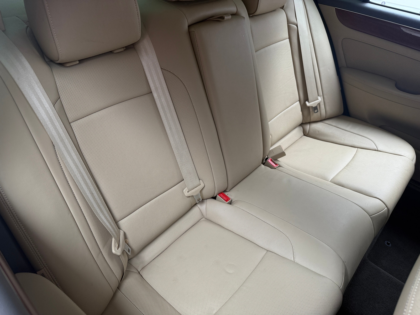 Thumbnail: 2013 Hyundai Genesis - 5