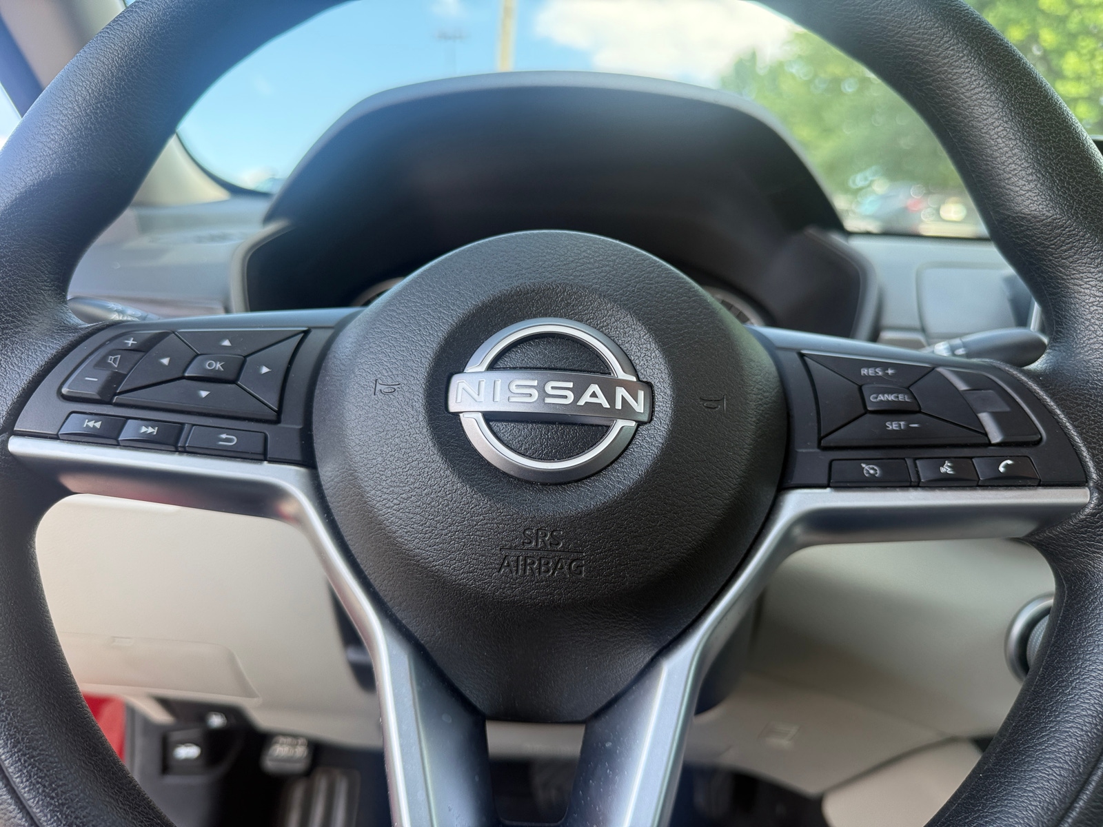 Thumbnail: 2025 Nissan Altima - 5
