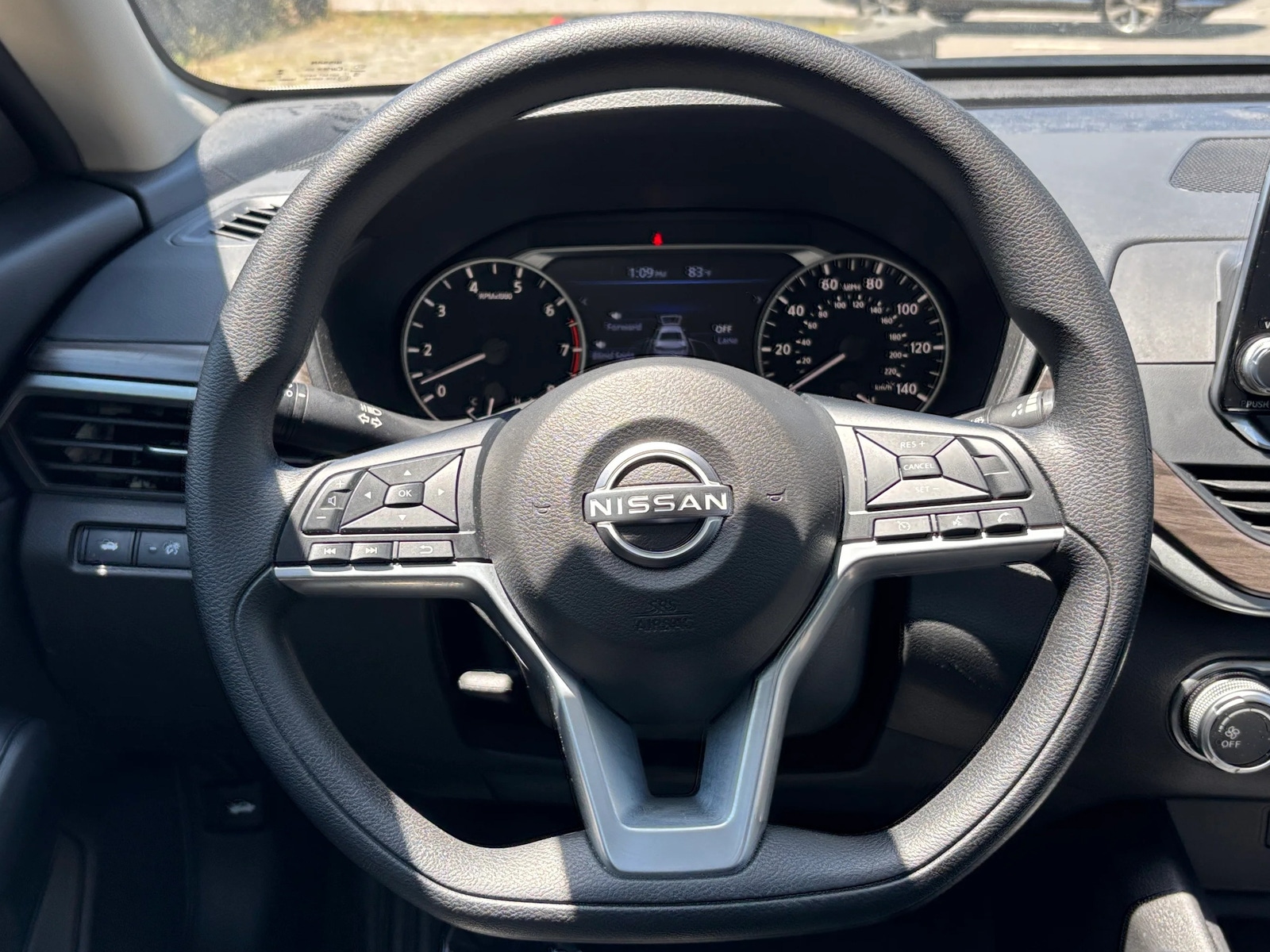 Thumbnail: 2025 Nissan Altima - 4