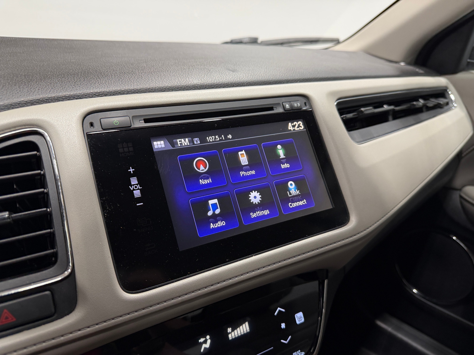 Thumbnail: 2016 Honda HR-V - 3