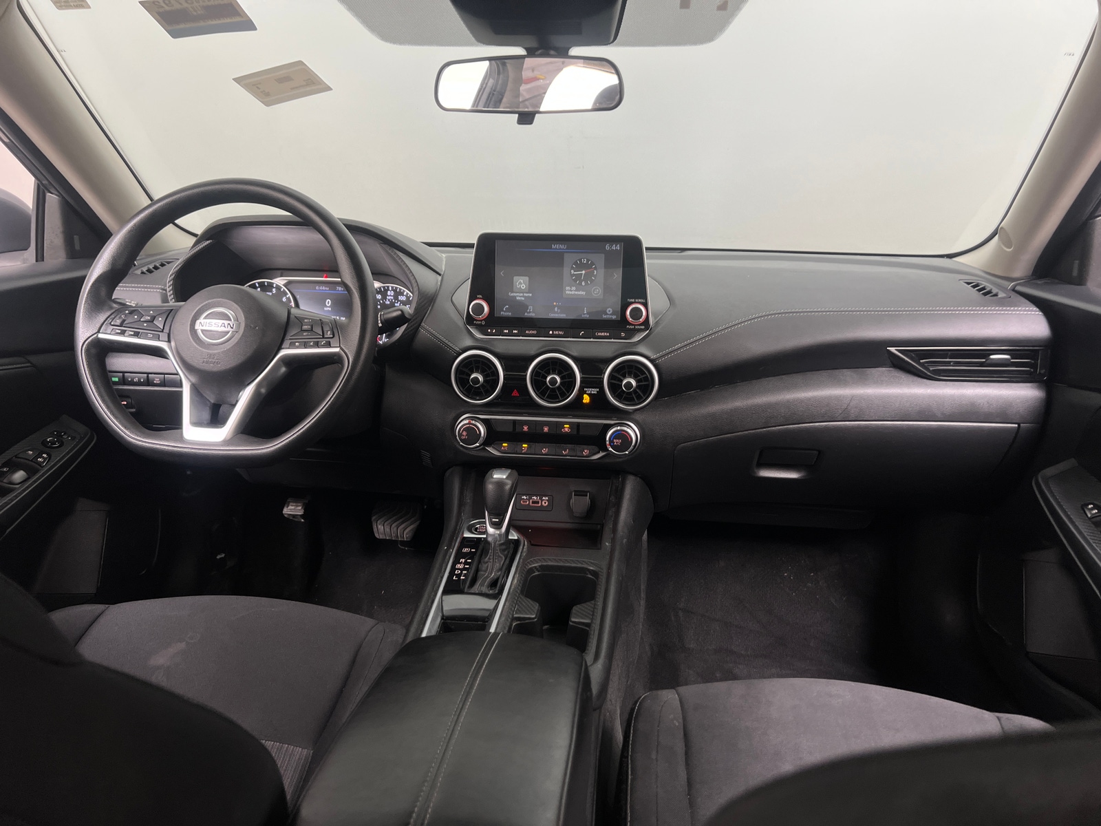Thumbnail: 2023 Nissan Sentra - 3
