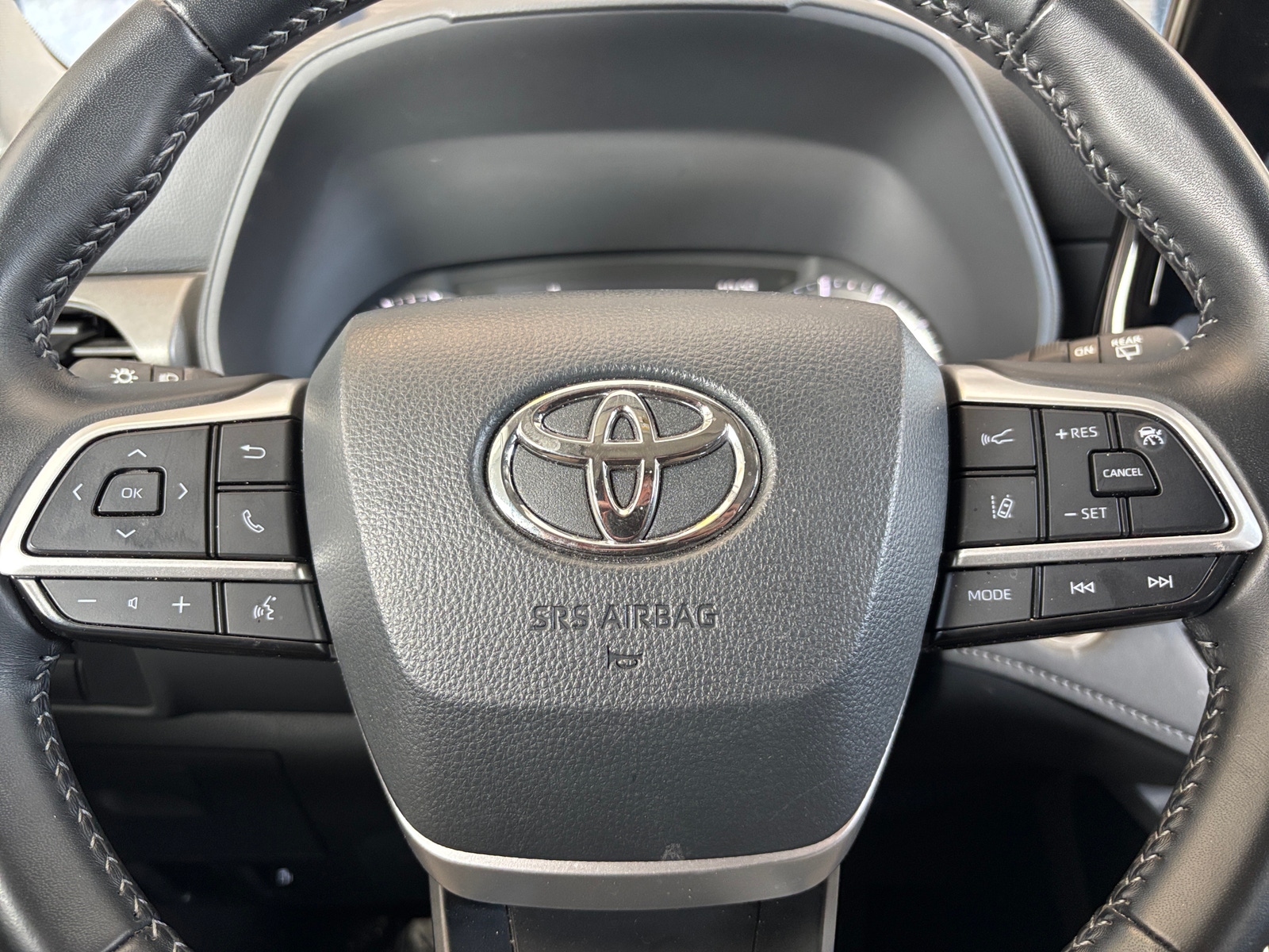 Thumbnail: 2025 Toyota Highlander - 5