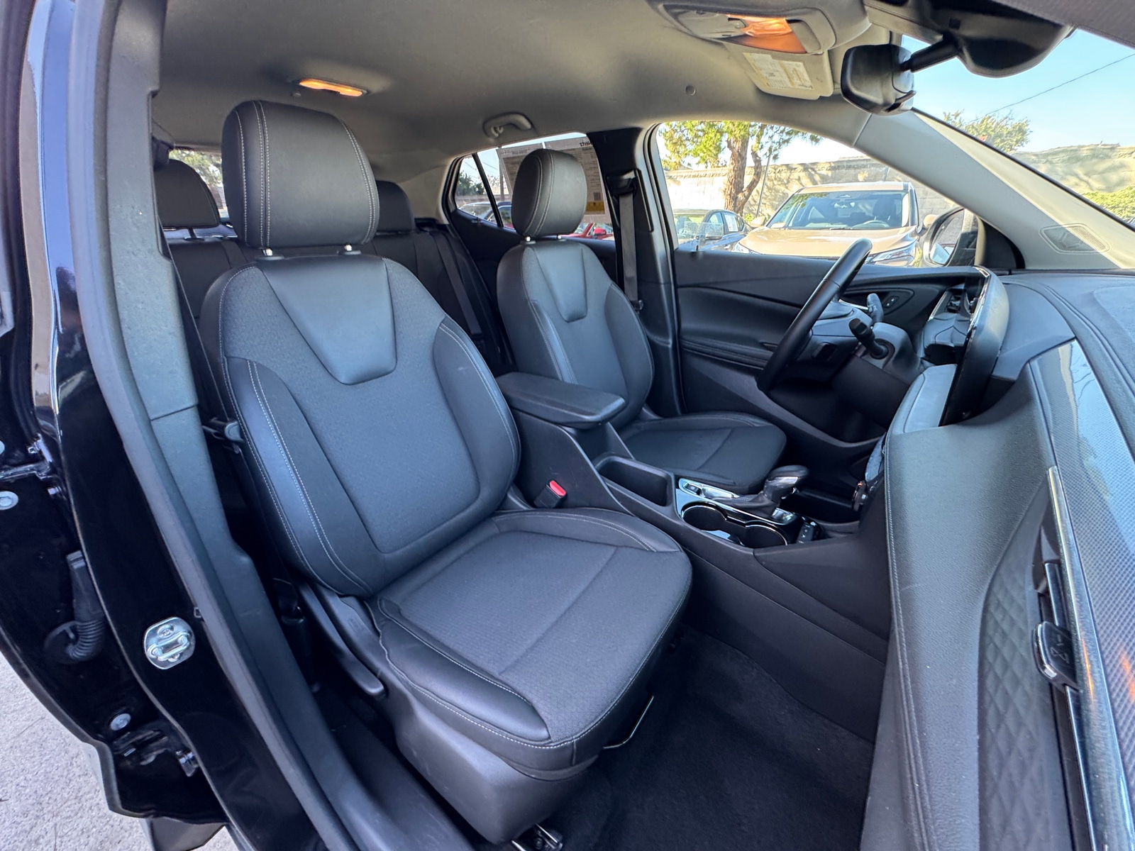 Thumbnail: 2025 Buick Encore GX - 2