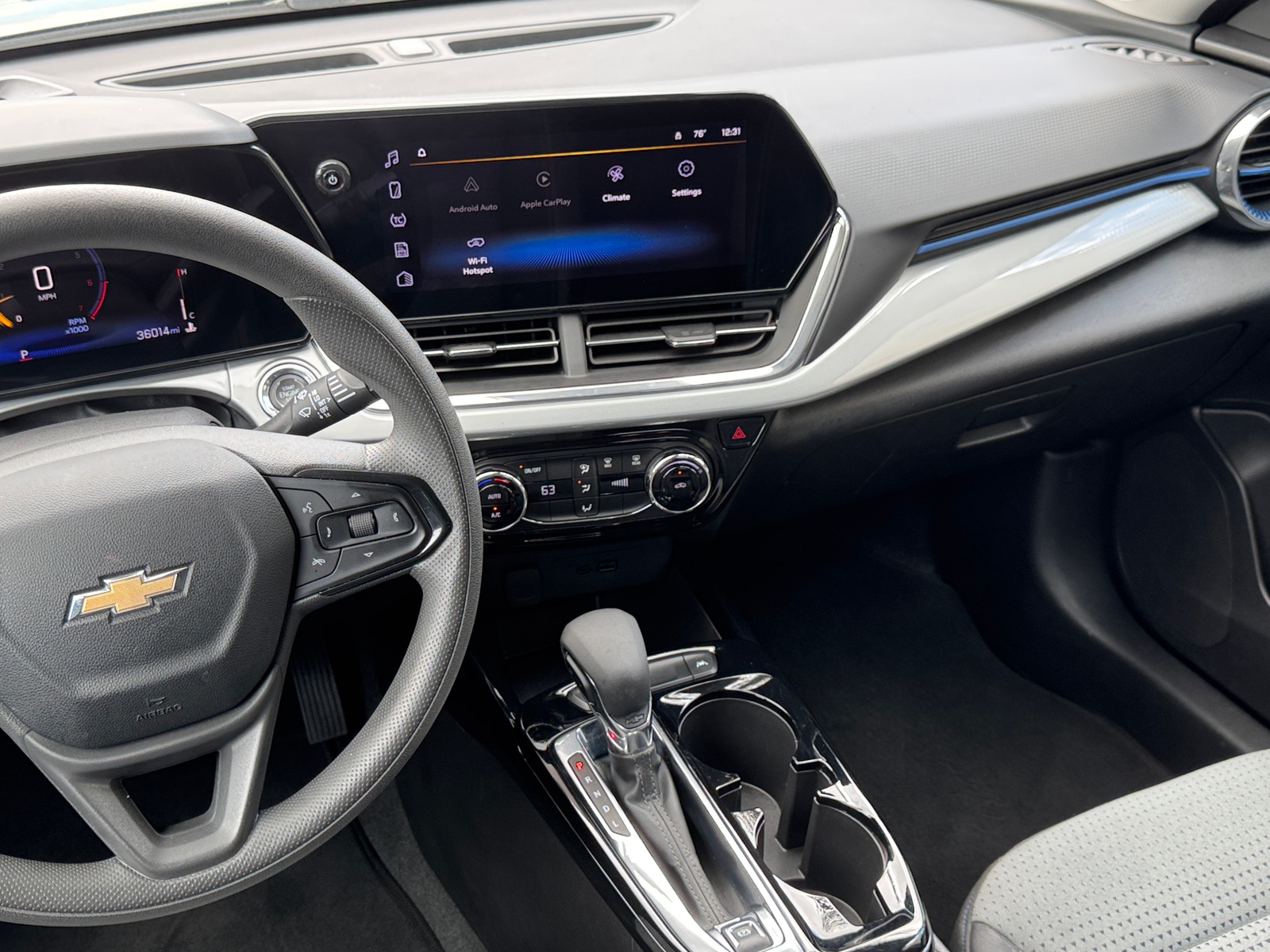 Thumbnail: 2025 Chevrolet Trax - 4
