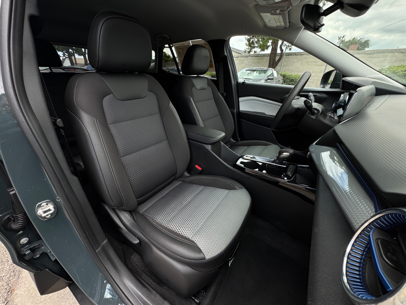 Thumbnail: 2025 Chevrolet Trax - 2