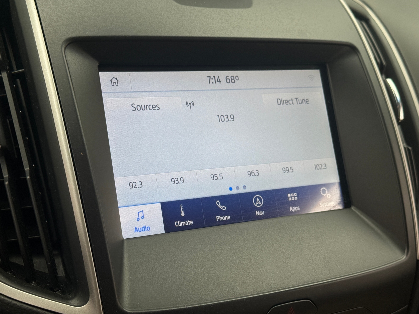 Thumbnail: 2020 Ford Edge - 3