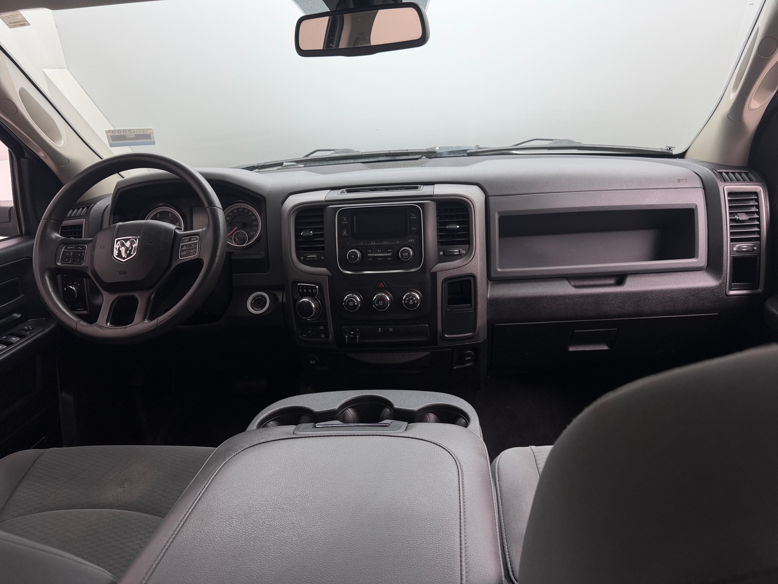 Thumbnail: 2019 RAM 1500 Classic - 3
