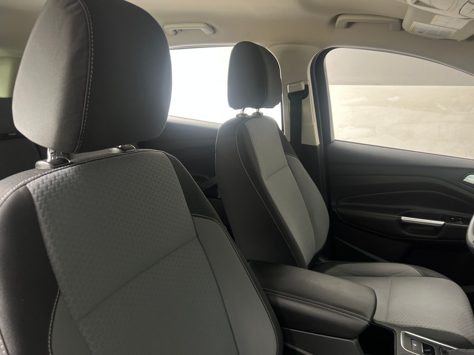 Thumbnail: 2017 Ford Escape - 2
