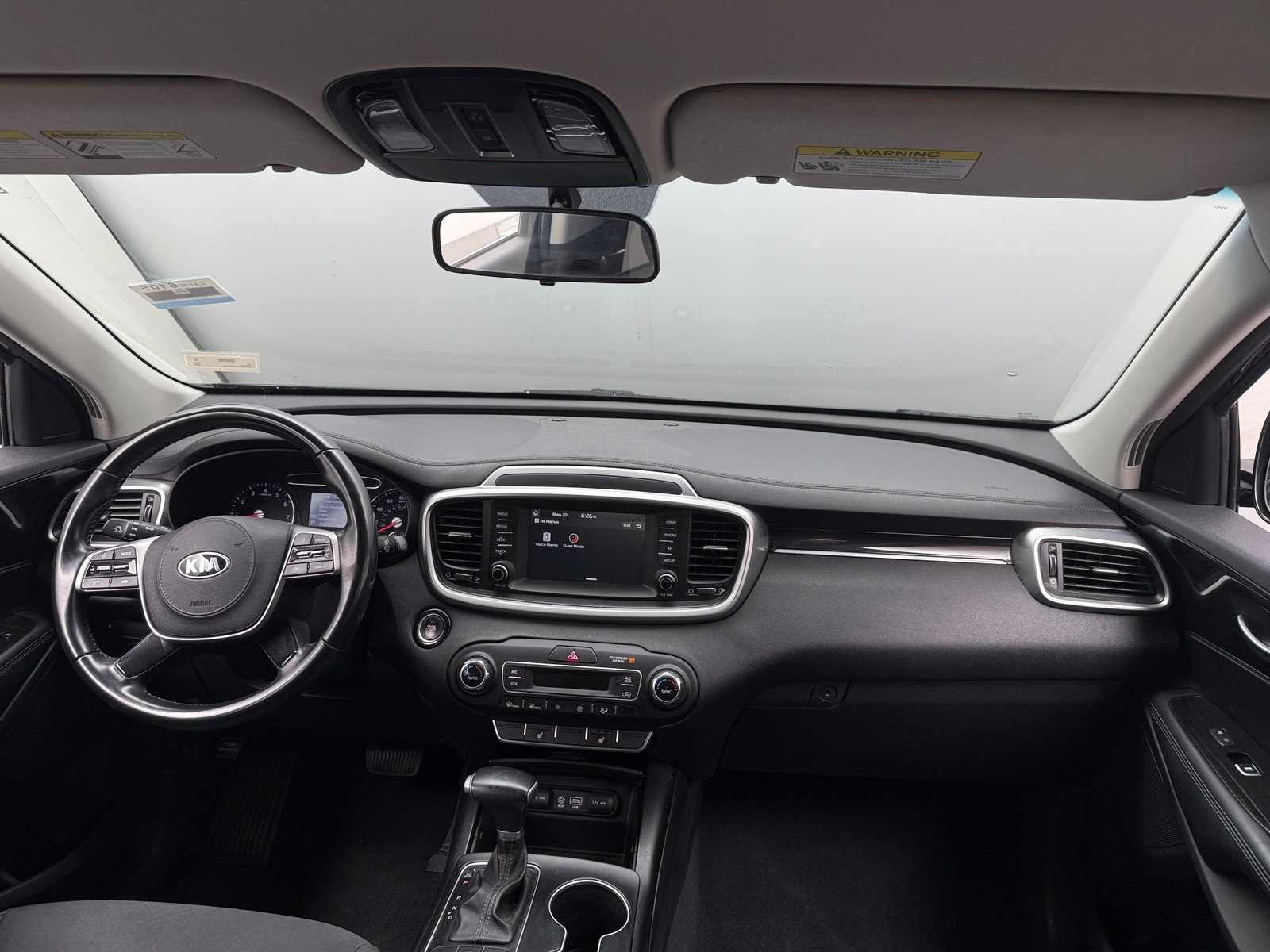 Thumbnail: 2020 Kia Sorento - 3