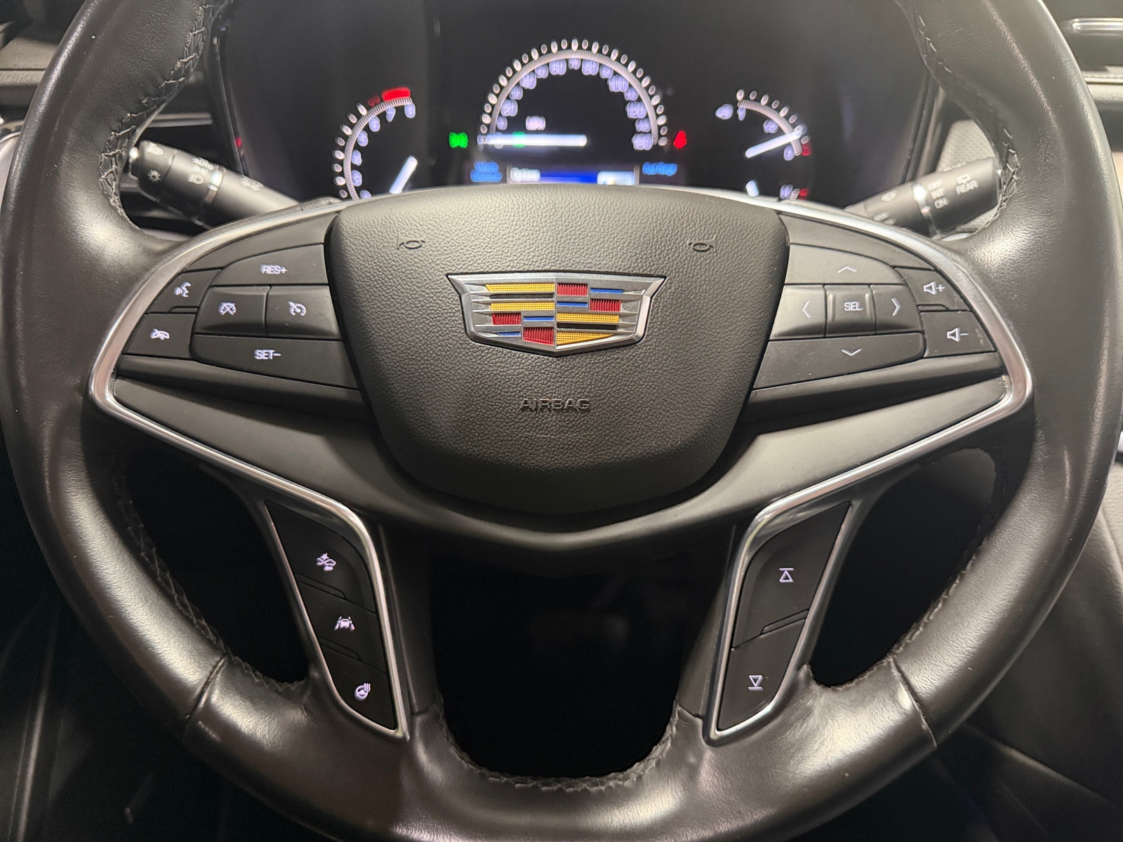 Thumbnail: 2019 Cadillac XT5 - 4