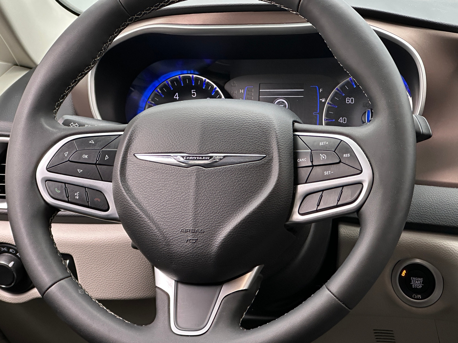 Thumbnail: 2024 Chrysler Voyager - 5