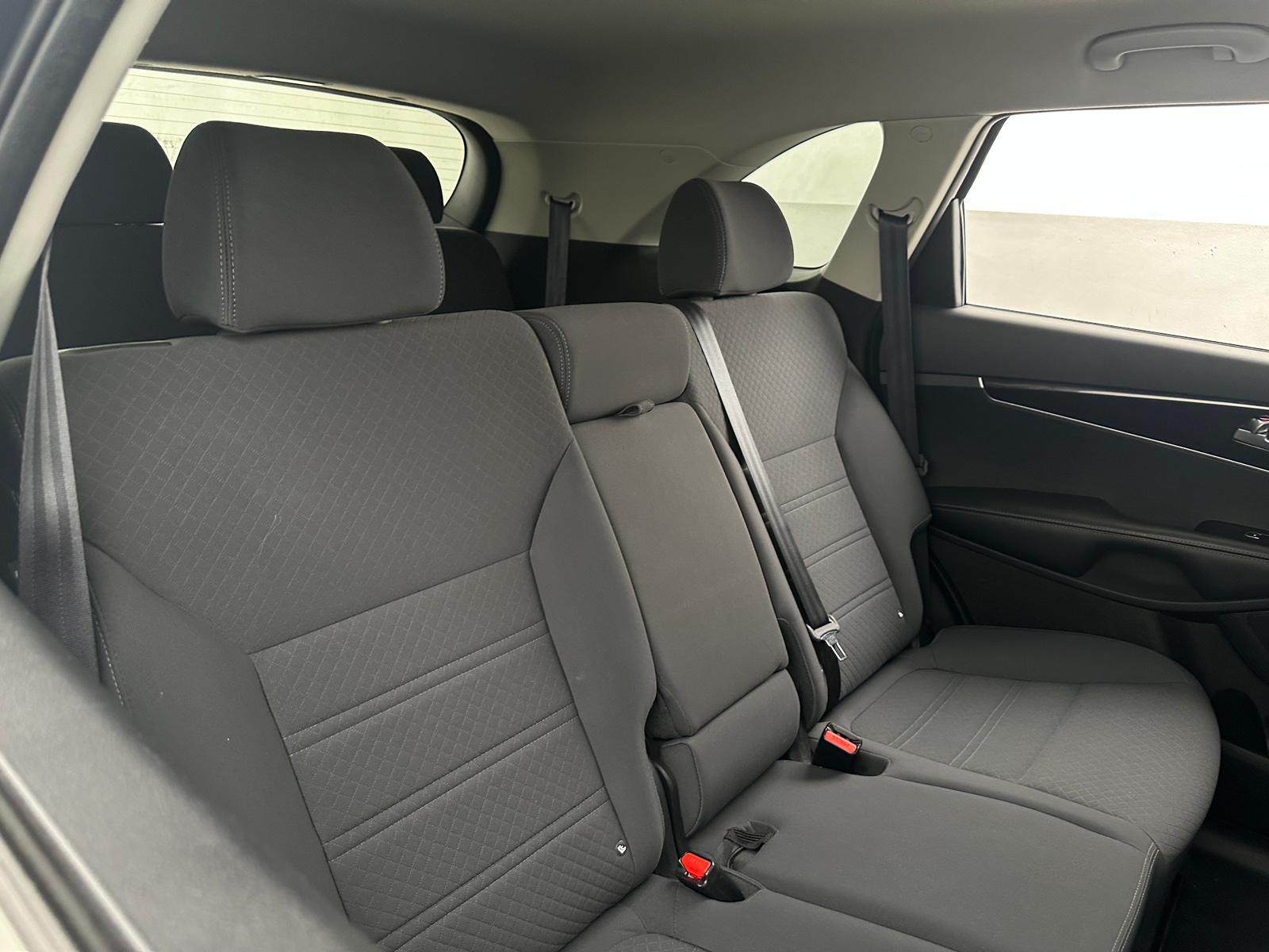 Thumbnail: 2016 Kia Sorento - 6