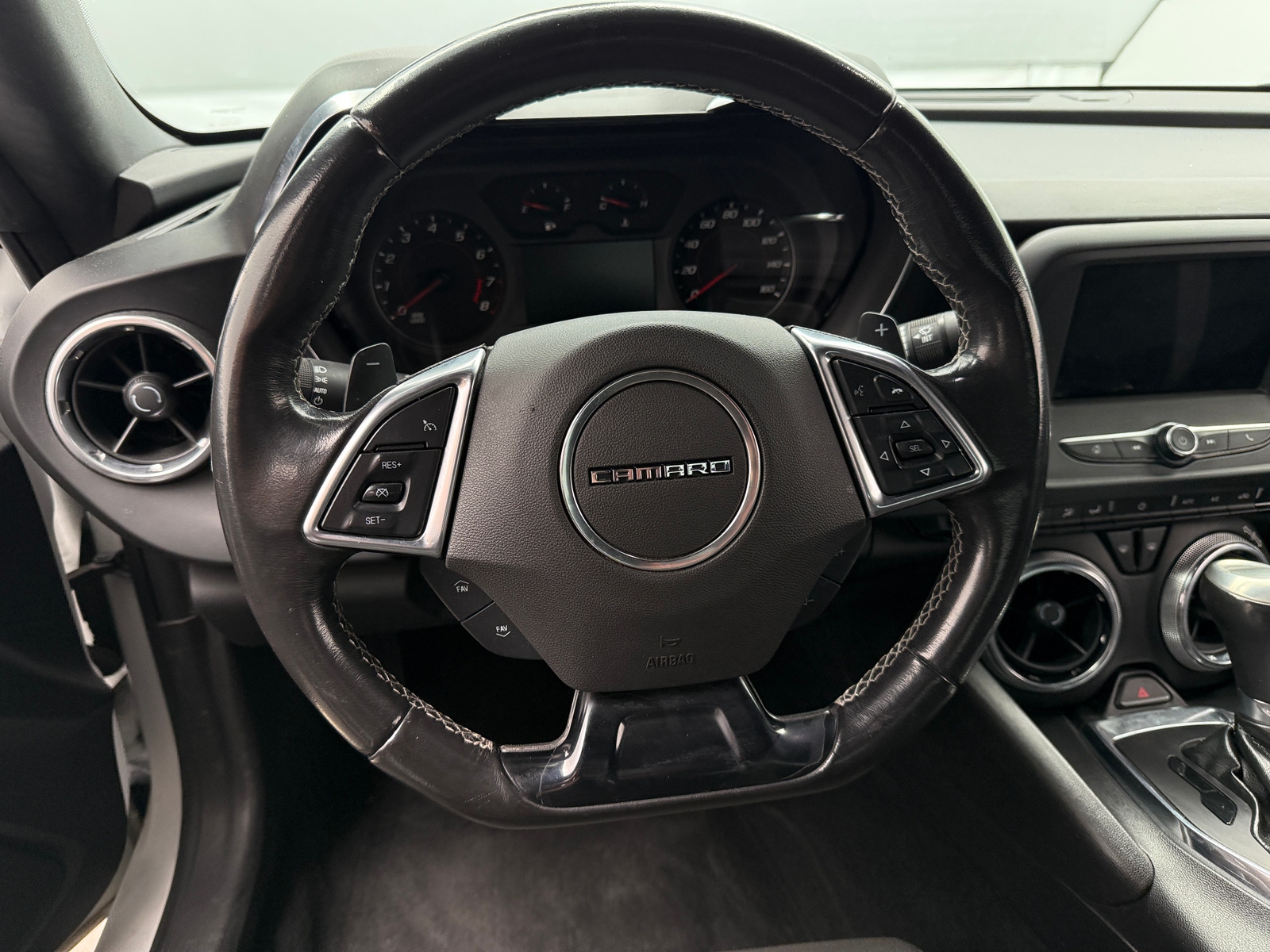 Thumbnail: 2019 Chevrolet Camaro - 5