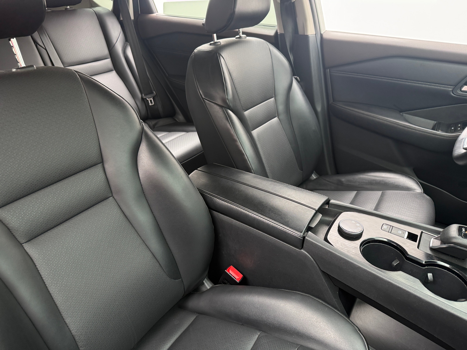 Thumbnail: 2023 Nissan Rogue - 2