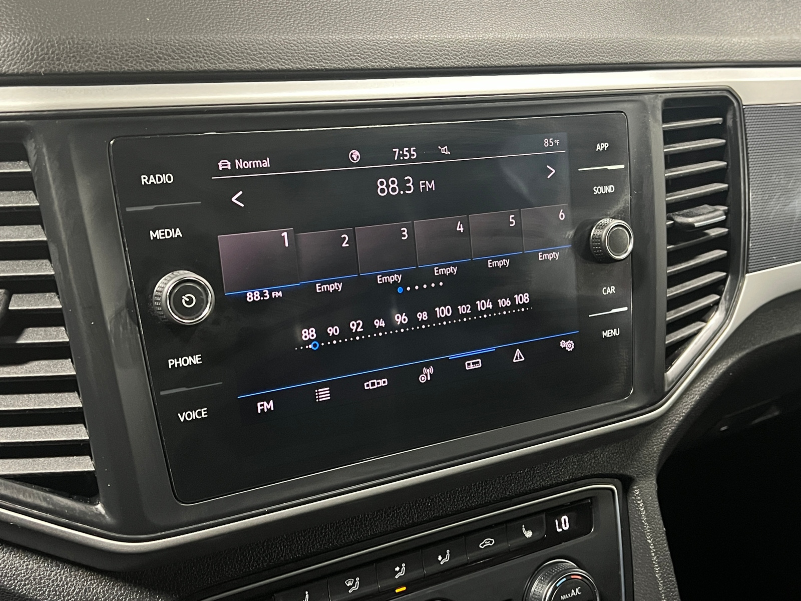 Thumbnail: 2021 Volkswagen Atlas - 3