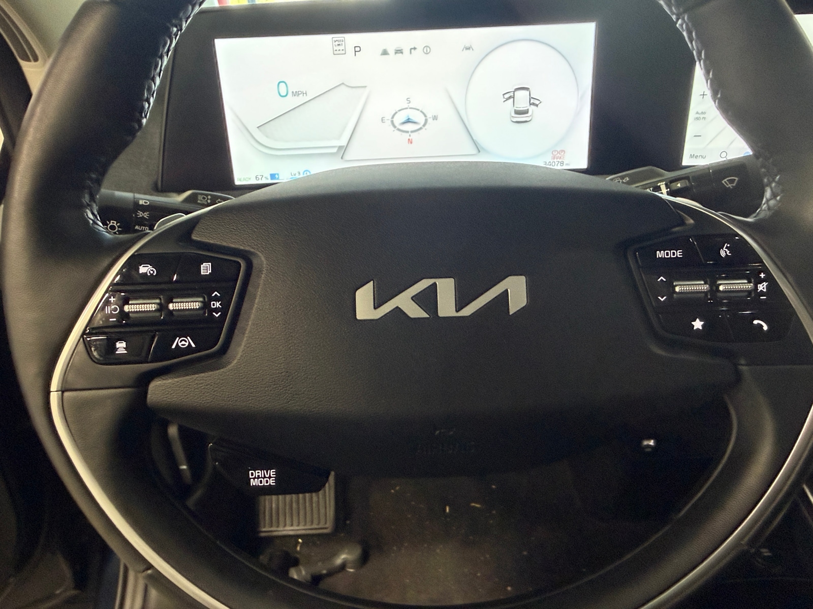 Thumbnail: 2023 Kia EV6 - 4