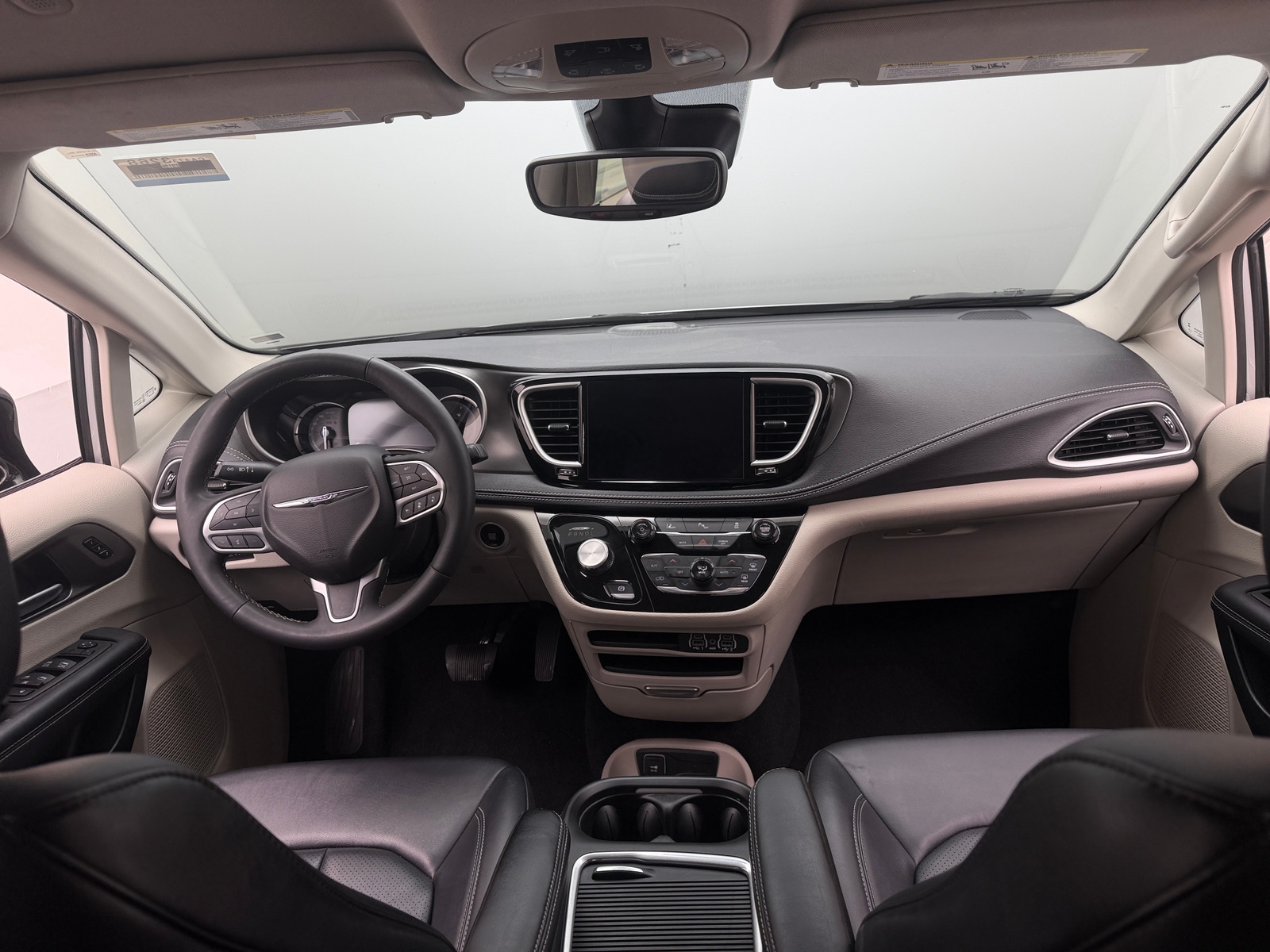 Thumbnail: 2024 Chrysler Pacifica - 2