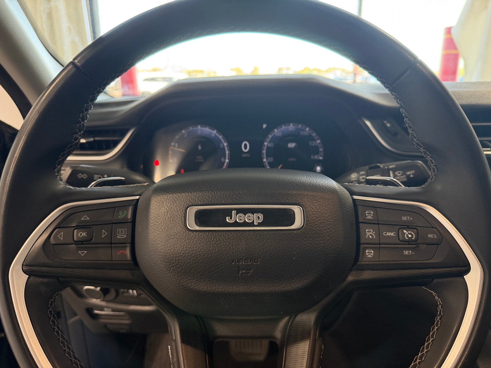Thumbnail: 2024 Jeep Grand Cherokee - 5