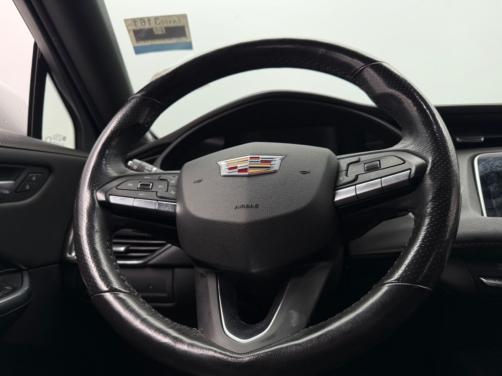 Thumbnail: 2020 Cadillac XT4 - 4
