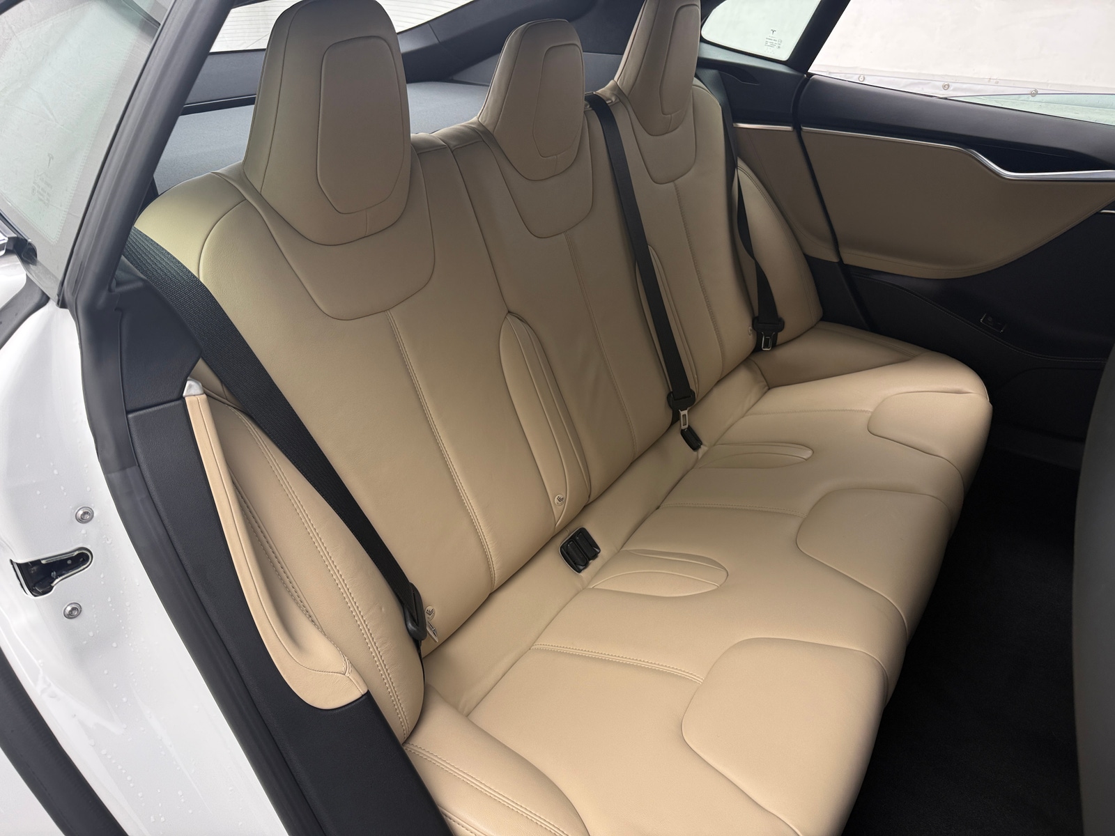 Thumbnail: 2016 Tesla Model S - 5