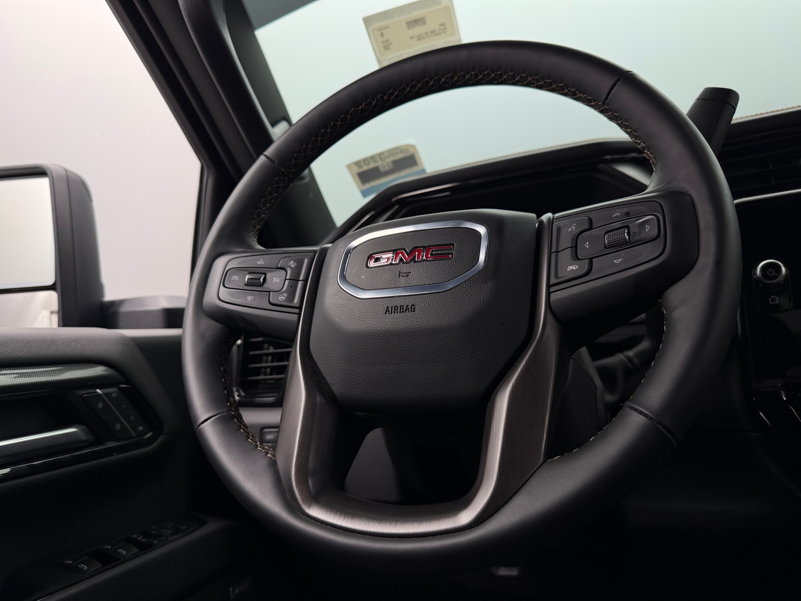 Thumbnail: 2026 GMC Sierra 2500 - 4