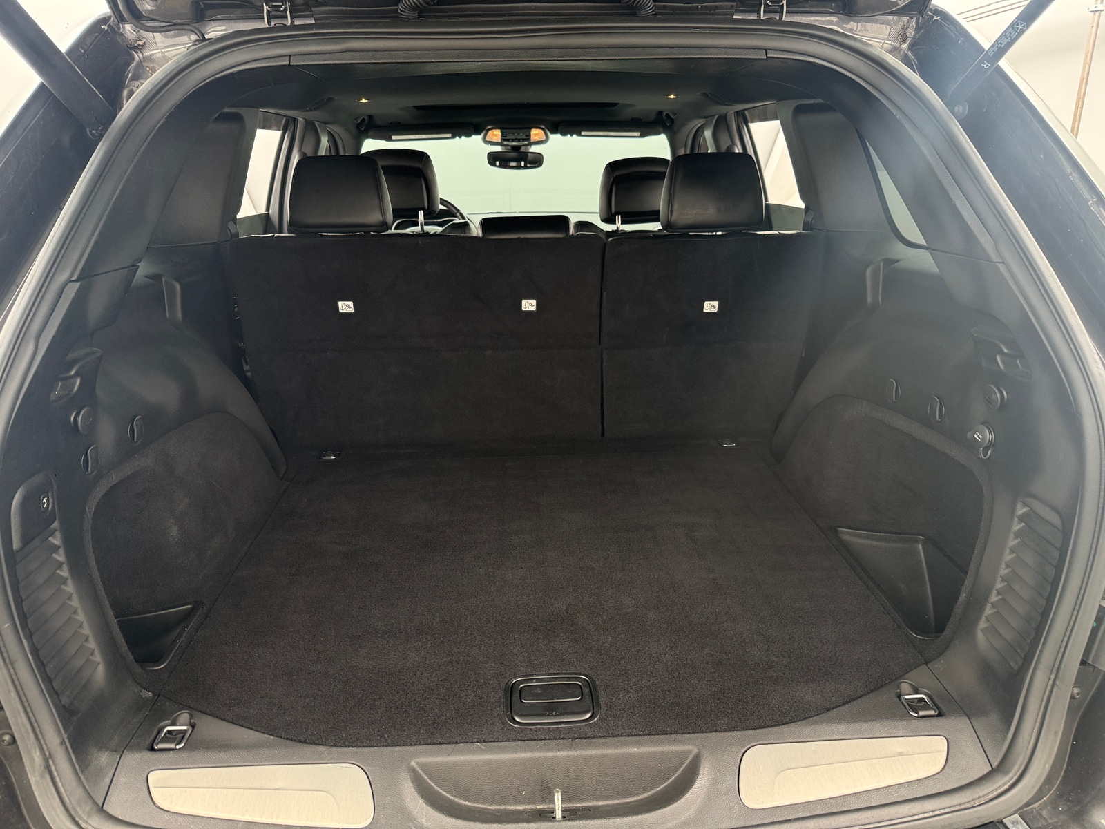 Thumbnail: 2019 Jeep Grand Cherokee - 6