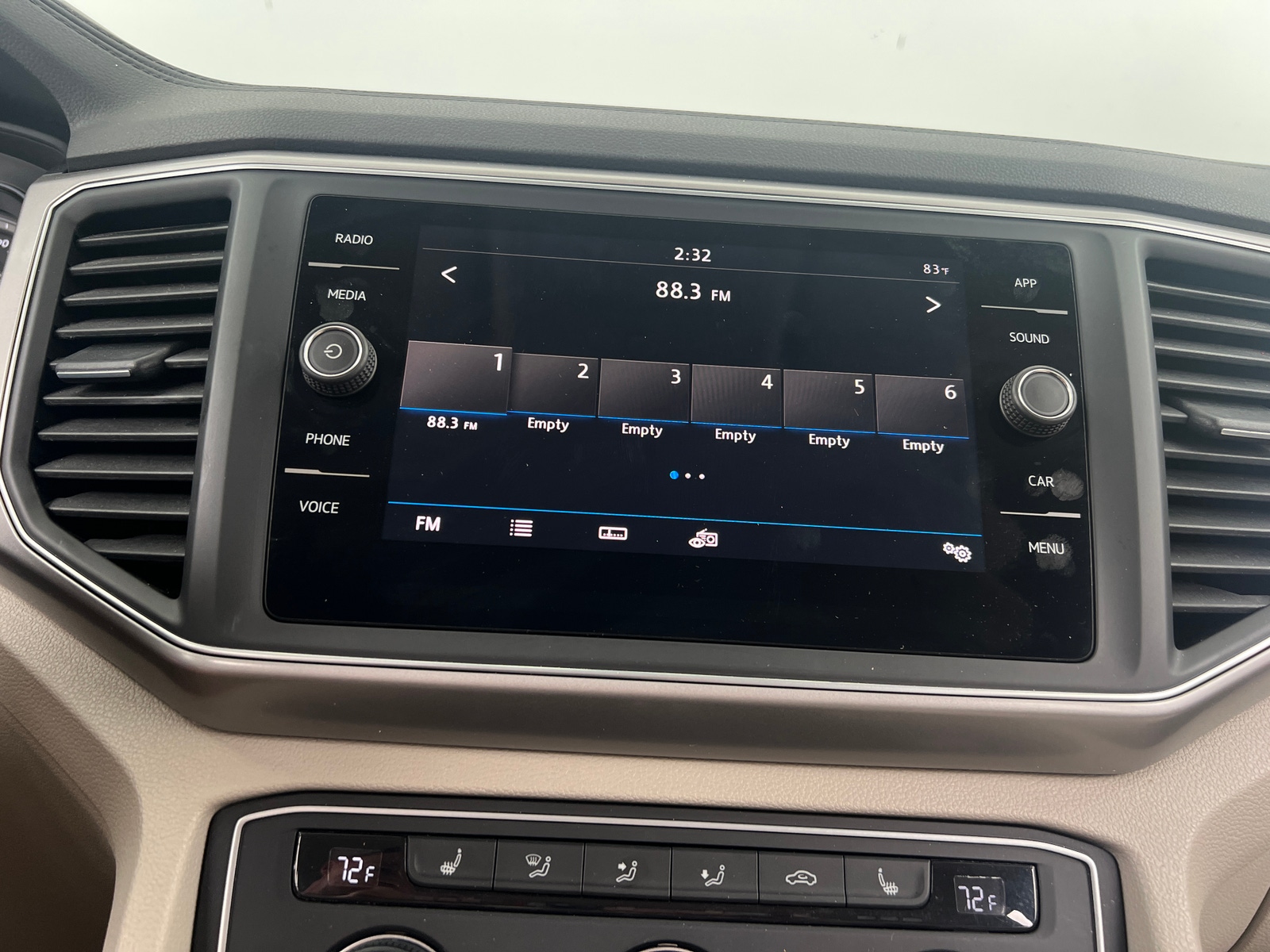 Thumbnail: 2019 Volkswagen Atlas - 4