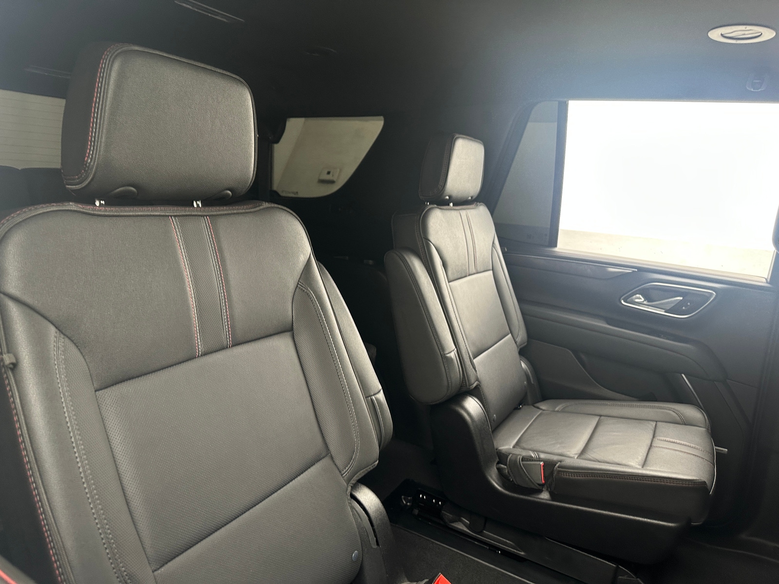 Thumbnail: 2024 Chevrolet Tahoe - 5