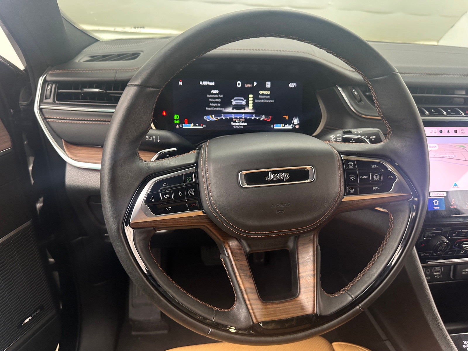 Thumbnail: 2025 Jeep Grand Cherokee L - 4