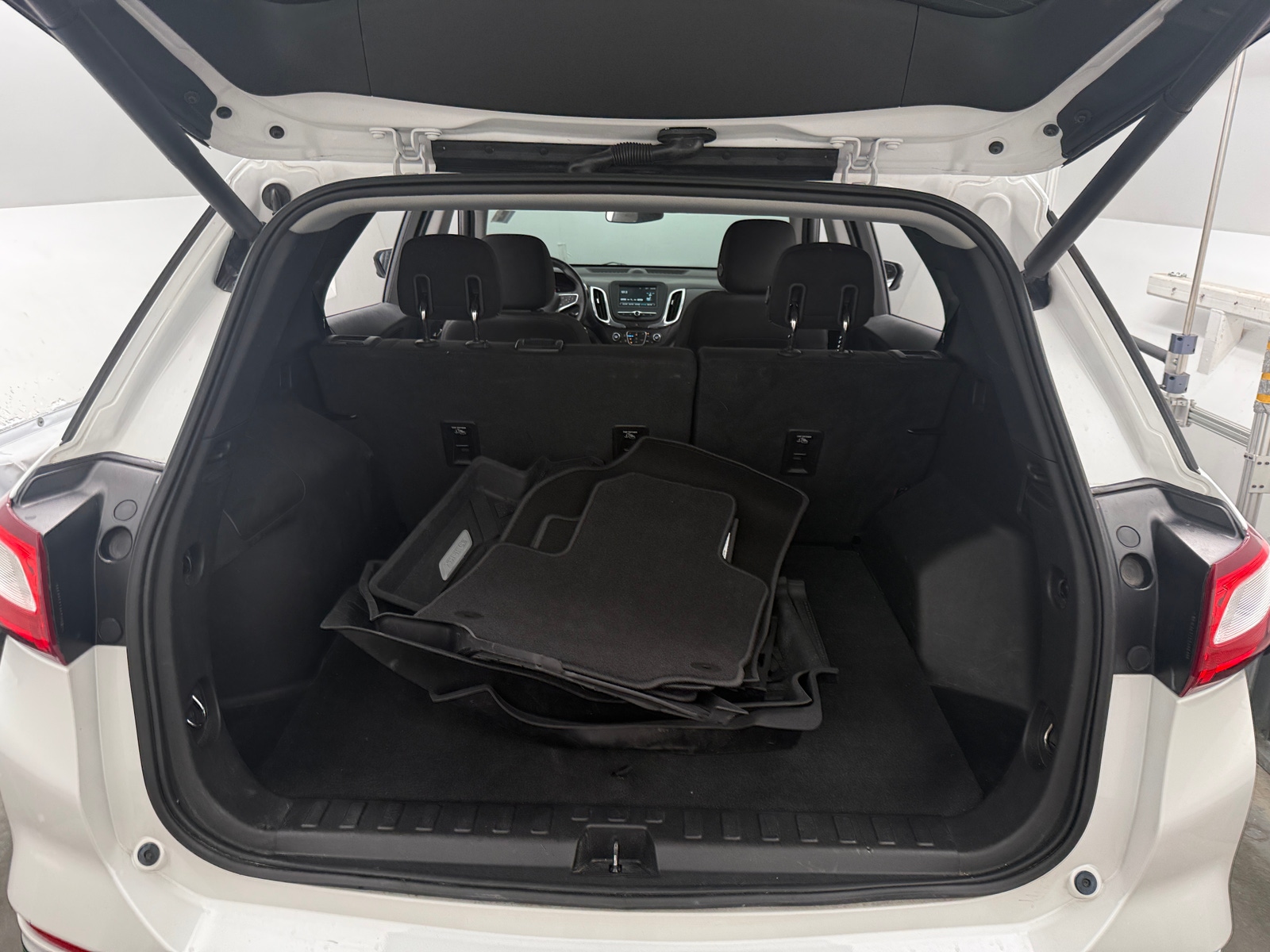 Thumbnail: 2018 Chevrolet Equinox - 7