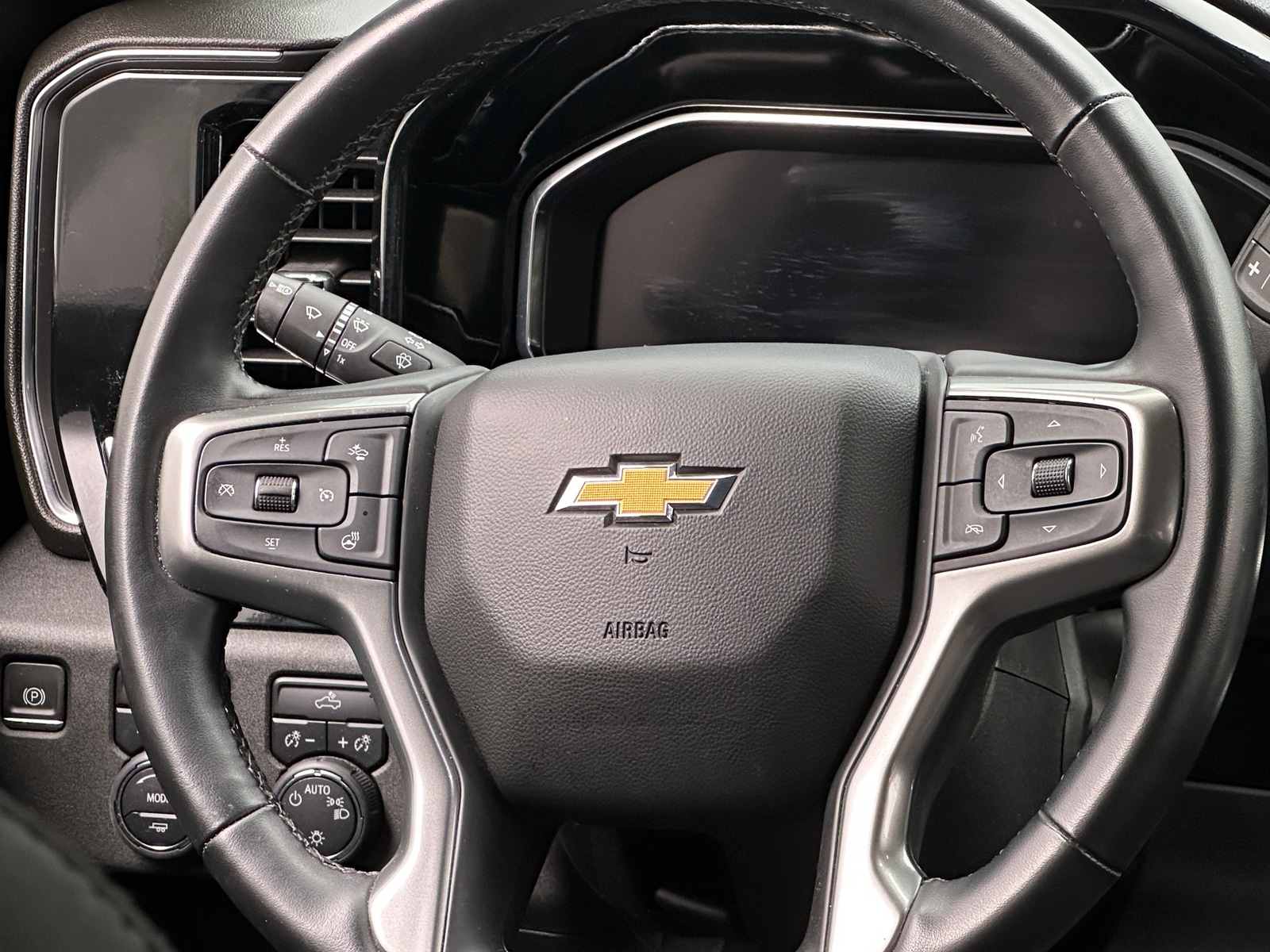 Thumbnail: 2023 Chevrolet Silverado 1500 - 5