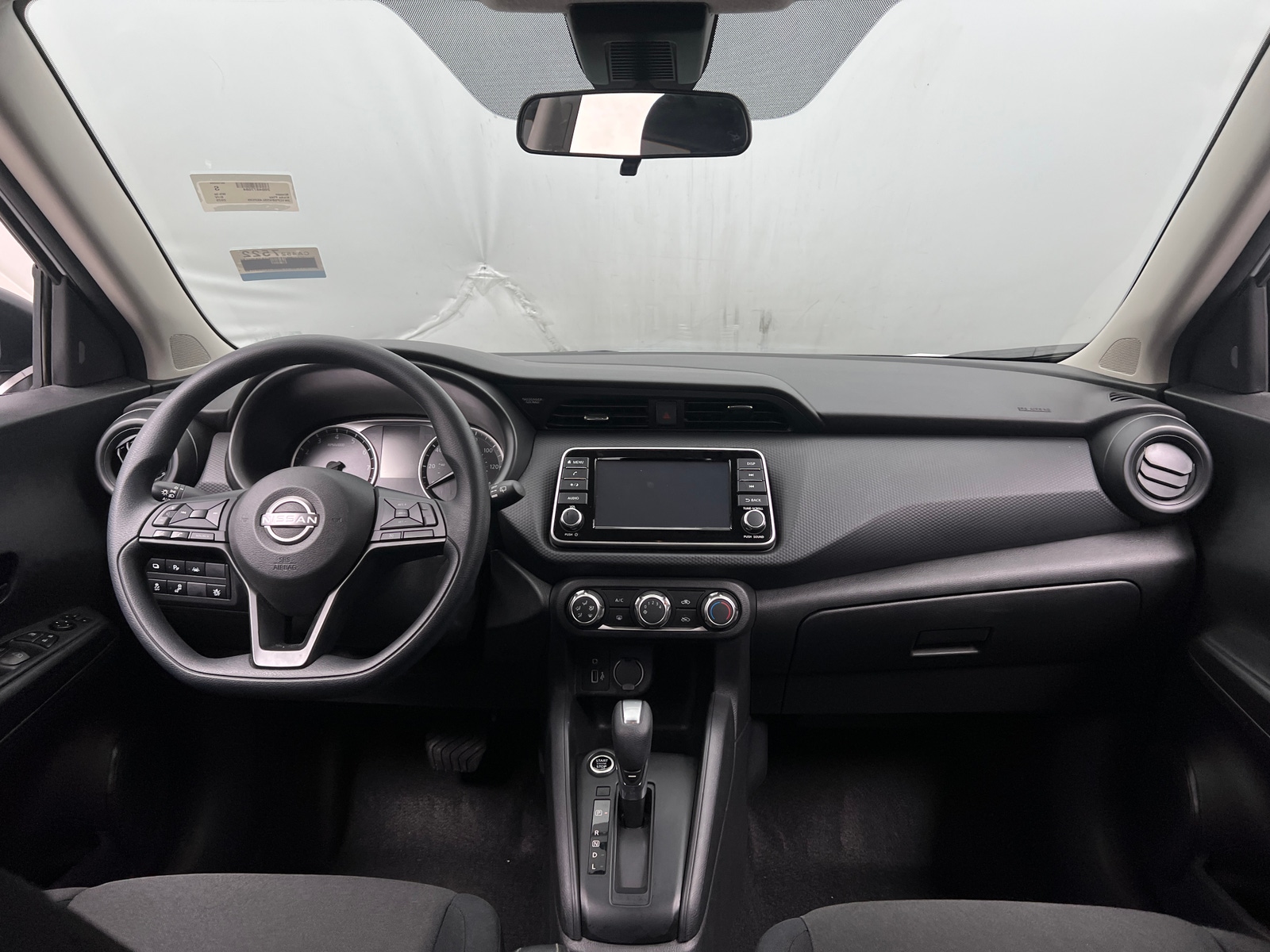 Thumbnail: 2025 Nissan Kicks - 3