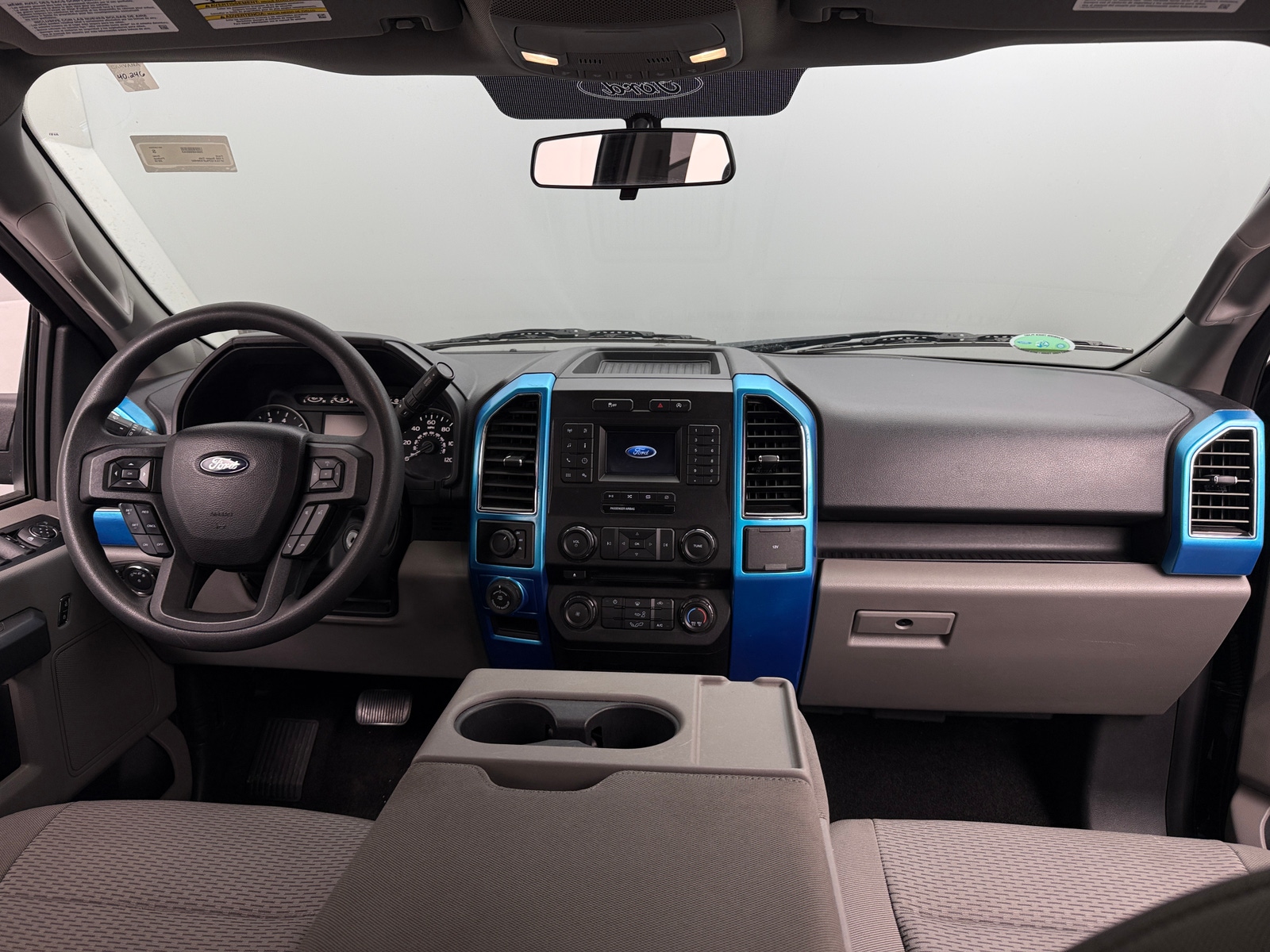 Thumbnail: 2018 Ford Econoline - 3