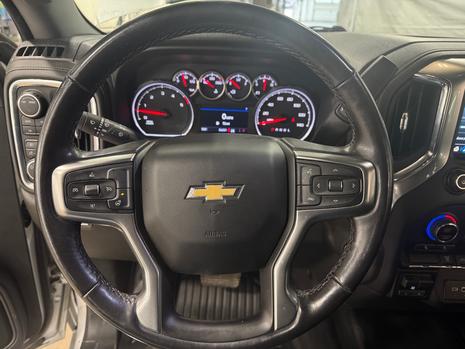 Thumbnail: 2022 Chevrolet Silverado 2500 - 5